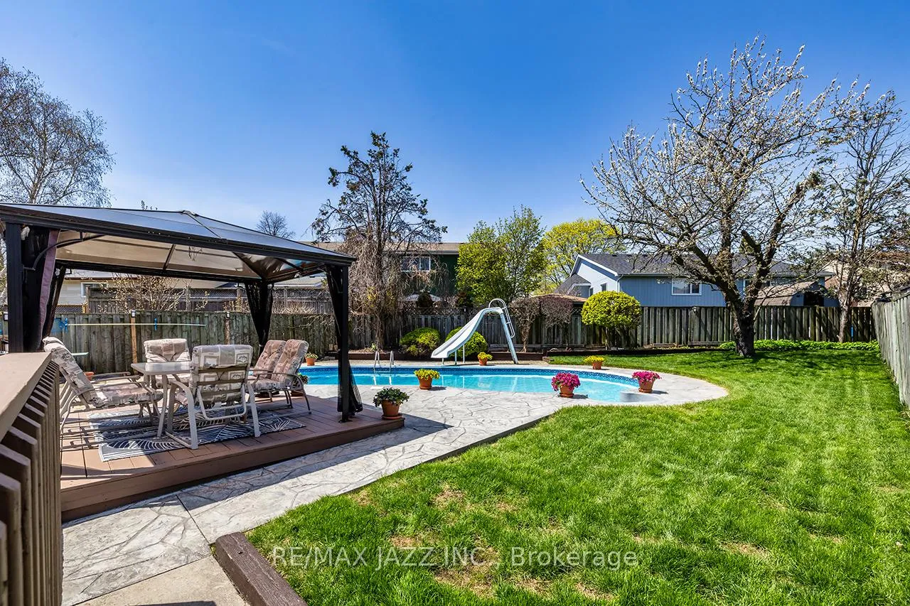 Photo 45 of 1716 Minstrel Manor, Pickering, Amberlea — HOMEH