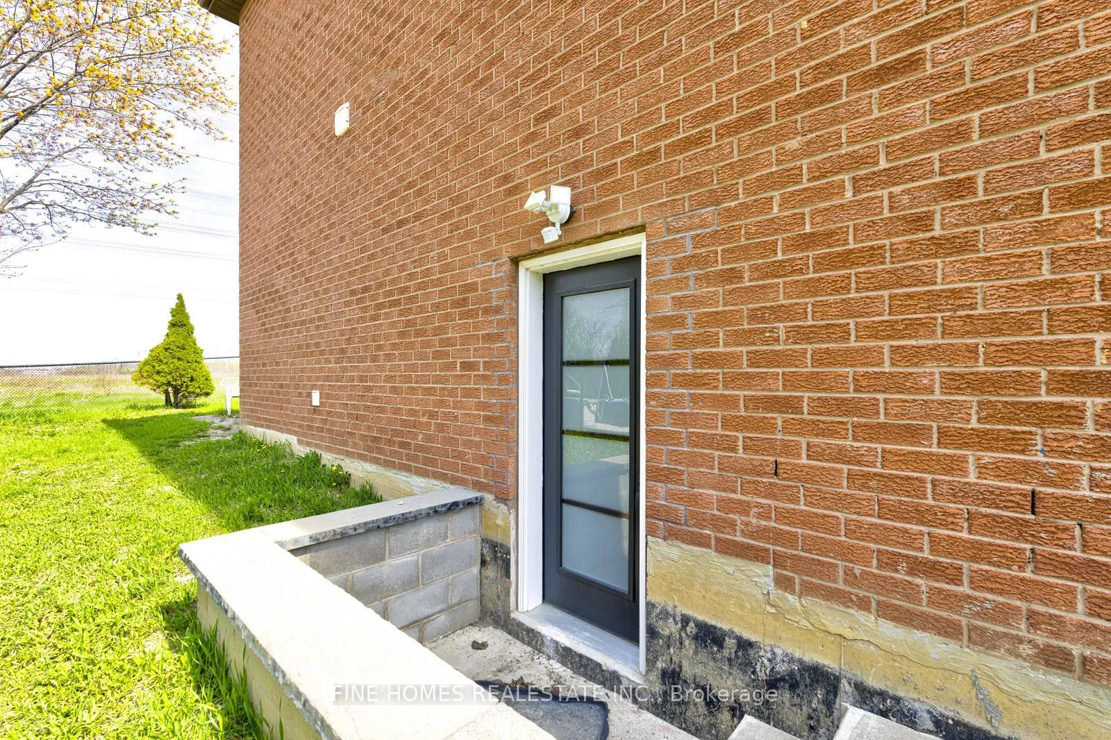 Photo 11 of Unit Lower, 26 Rockwood Crescent, Vaughan, Beverley Glen — HOMEH