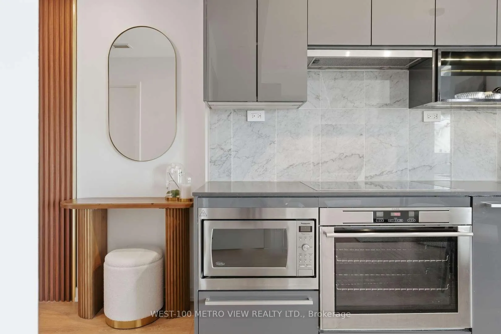 Photo 7 of Unit 2010, 115 Mcmahon Drive, North York, Bayview Village — HOMEH