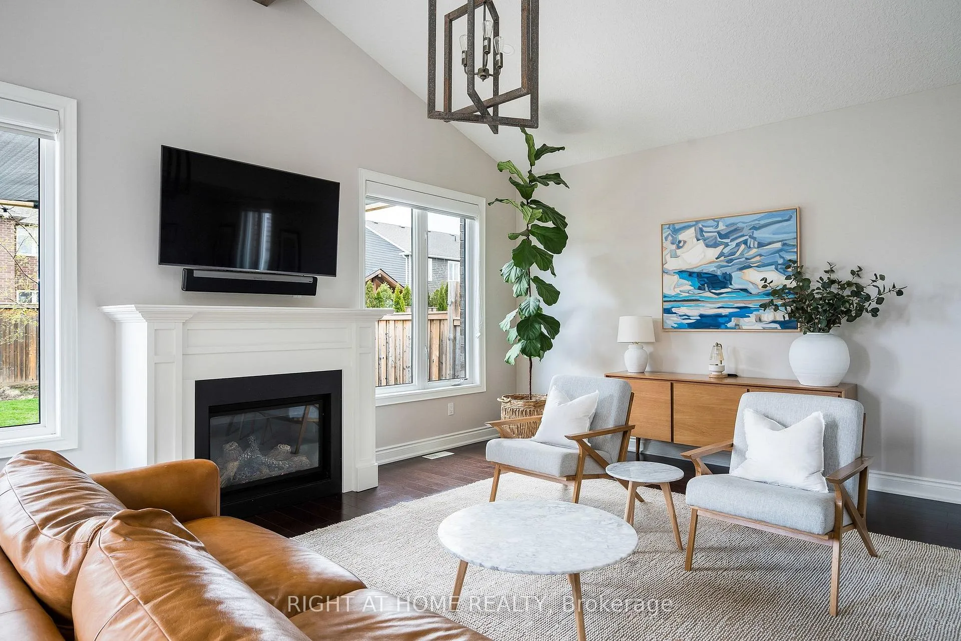 Photo 7 of 98 Garbutt Crescent, Collingwood — HOMEH