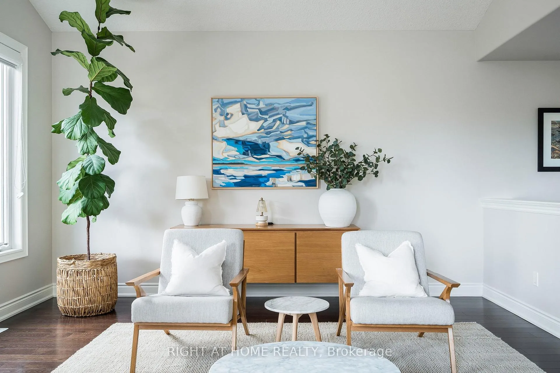 Photo 8 of 98 Garbutt Crescent, Collingwood — HOMEH
