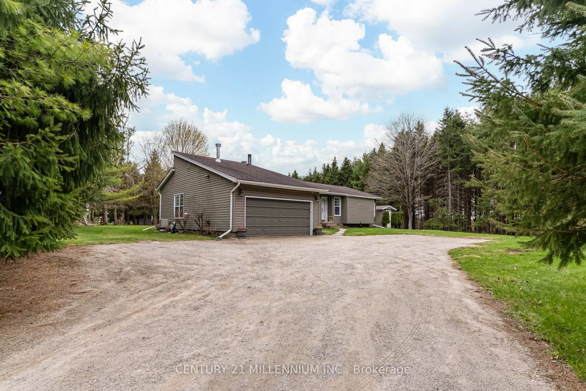 Photo 2 of 20280 Shaws Creek Road, Caledon, Rural Caledon — HOMEH