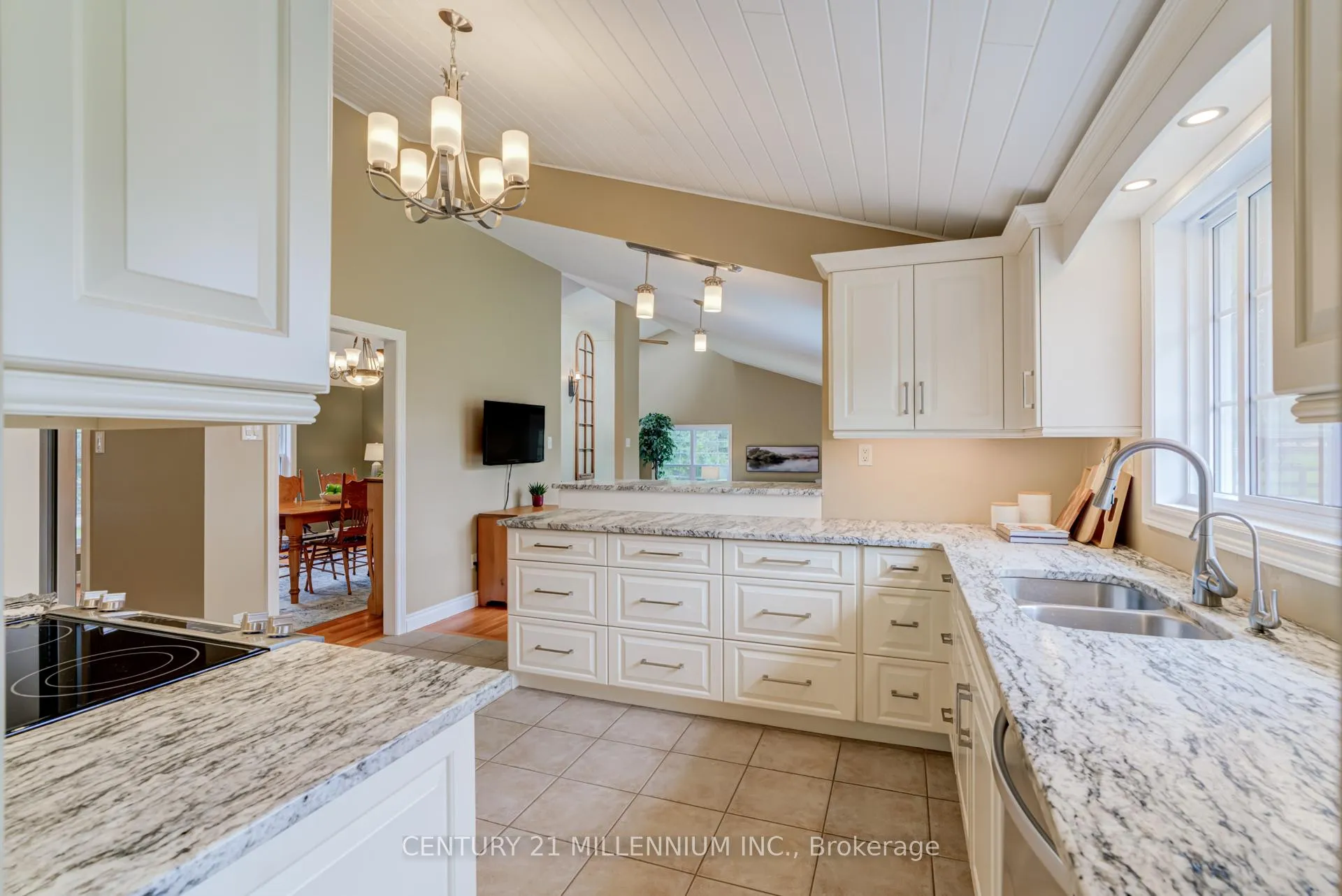 Photo 4 of 20280 Shaws Creek Road, Caledon, Rural Caledon — HOMEH