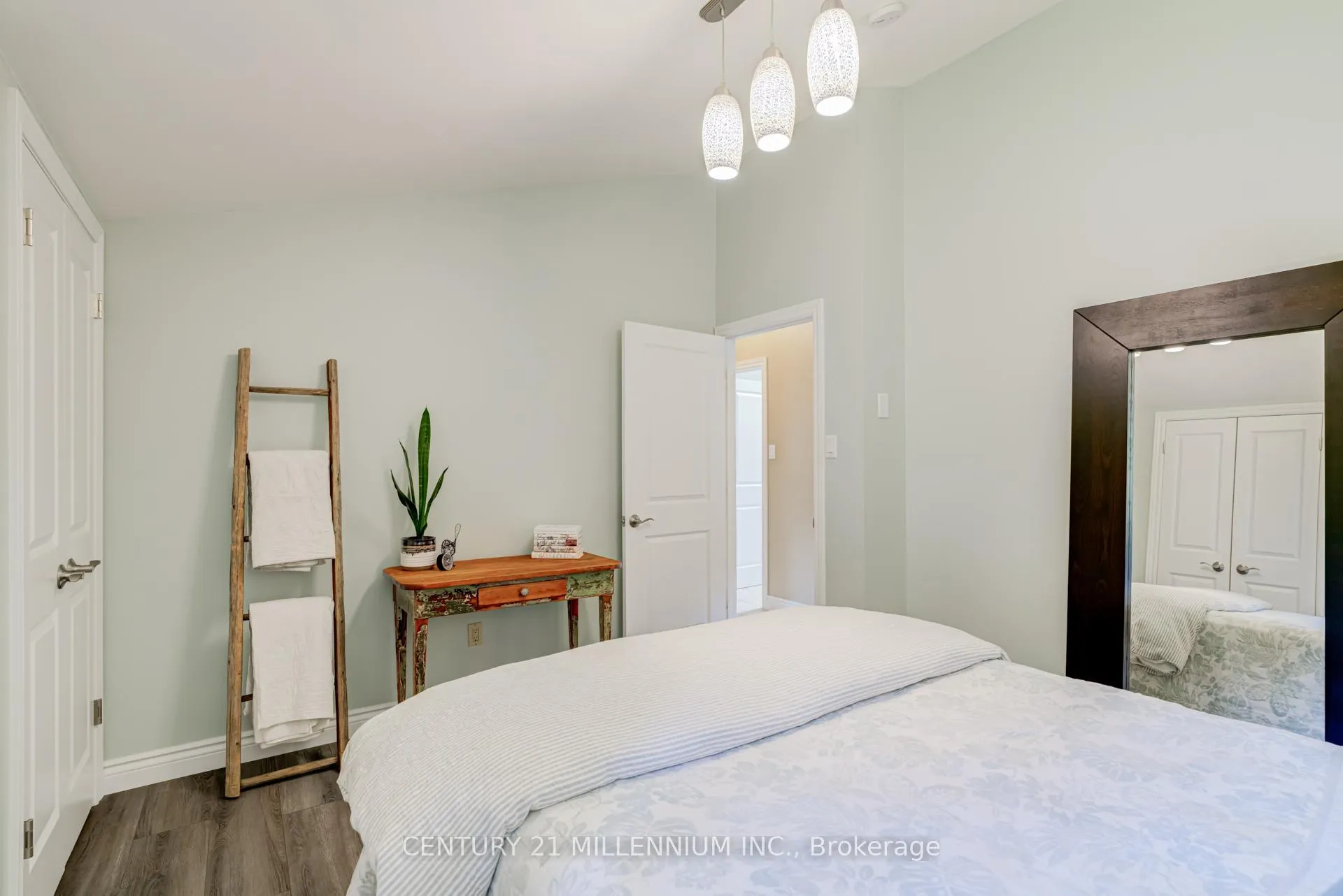 Photo 23 of 20280 Shaws Creek Road, Caledon, Rural Caledon — HOMEH