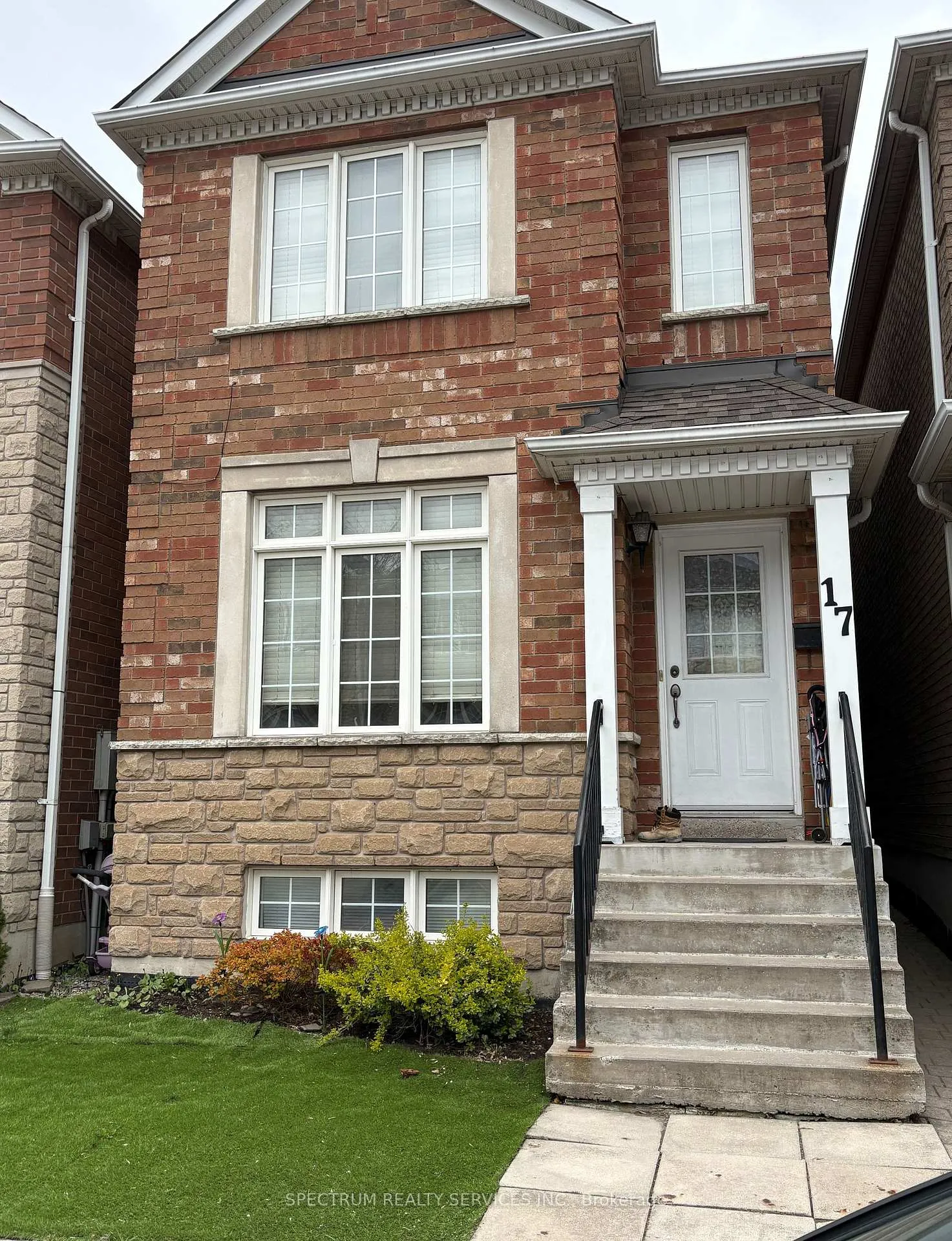 Photo 1 of 17 Estoril Terrace, Toronto, Weston-Pellam Park — HOMEH