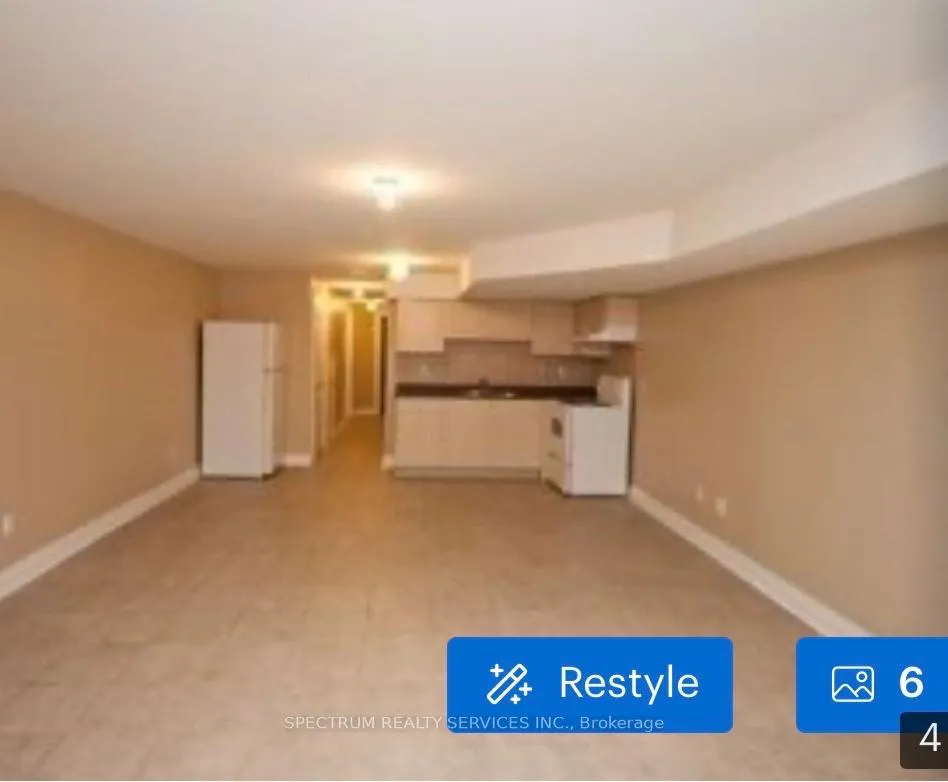 Photo 4 of 17 Estoril Terrace, Toronto, Weston-Pellam Park — HOMEH