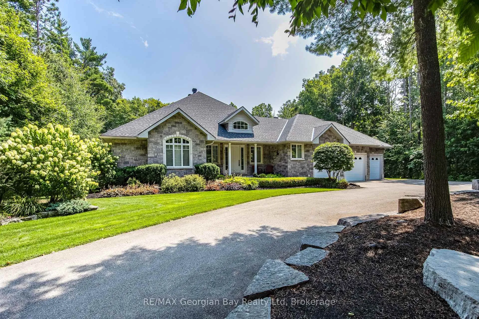 Photo 44 of 25 Copeland Creek Drive, Tiny, Rural Tiny — HOMEH