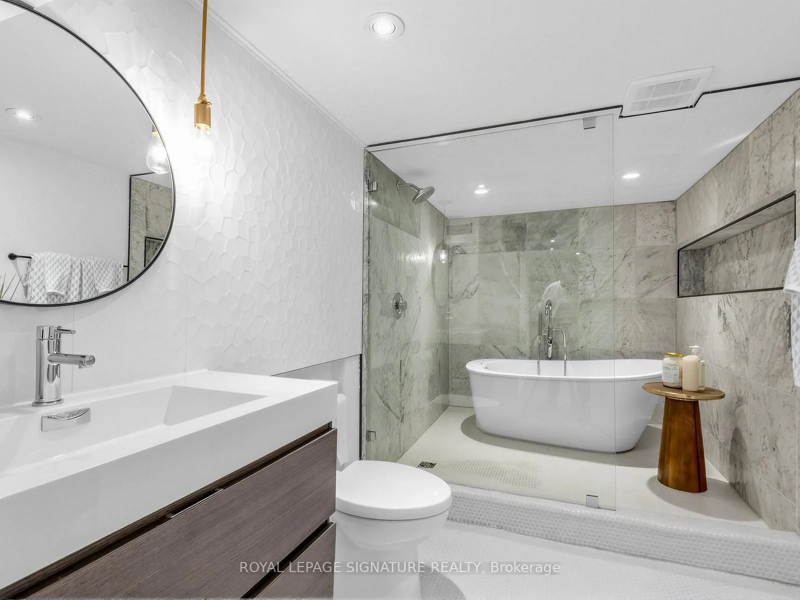 Photo 24 of 11A Alcina Avenue, Toronto, Wychwood — HOMEH