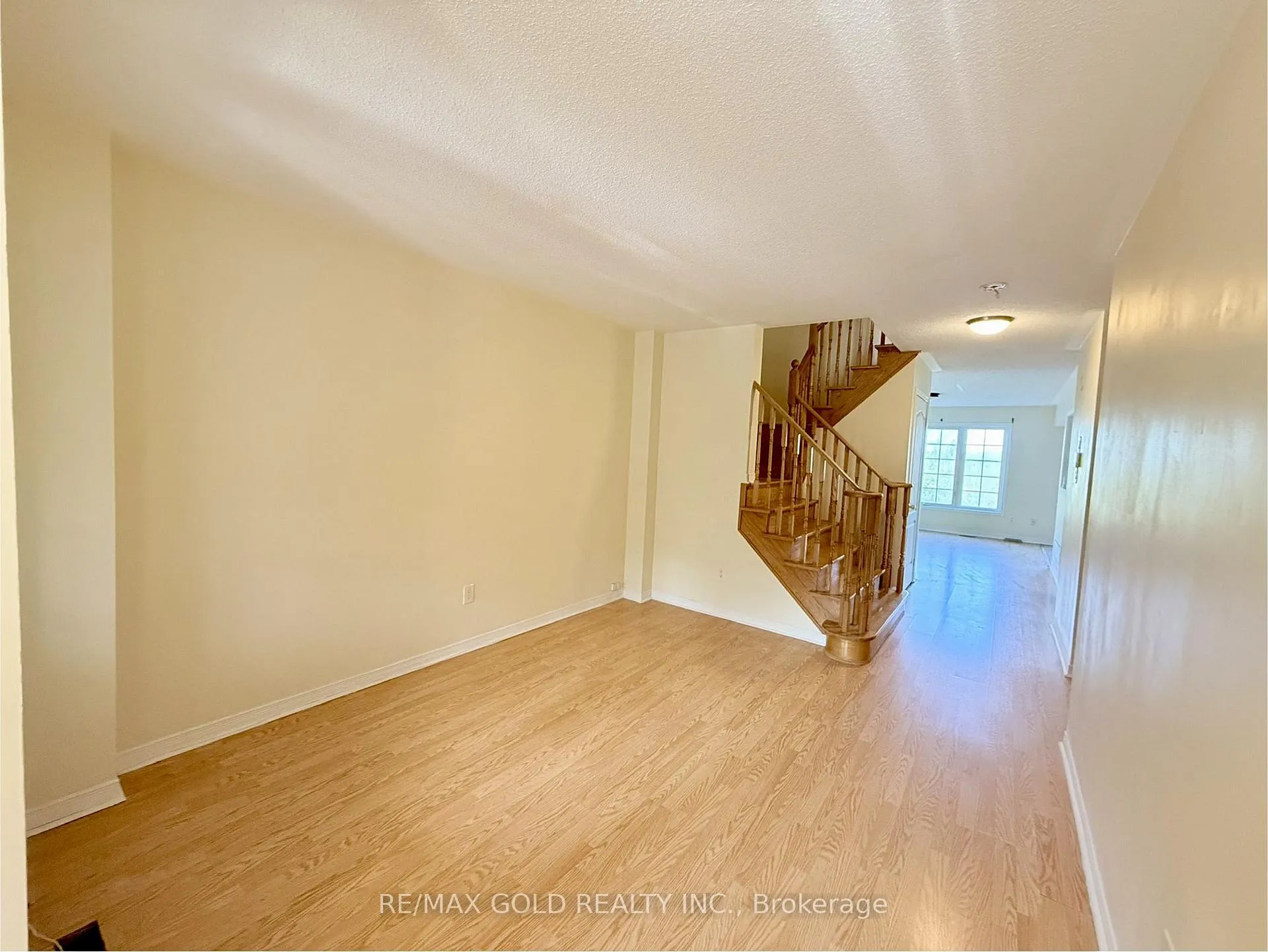 Photo 4 of 13 Bamboo Grove, Brampton, Sandringham-Wellington — HOMEH