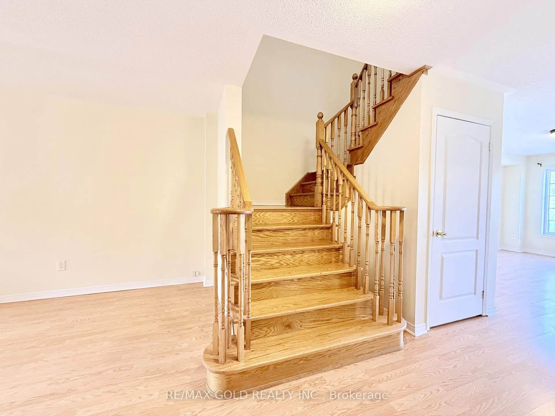 Photo 19 of 13 Bamboo Grove, Brampton, Sandringham-Wellington — HOMEH
