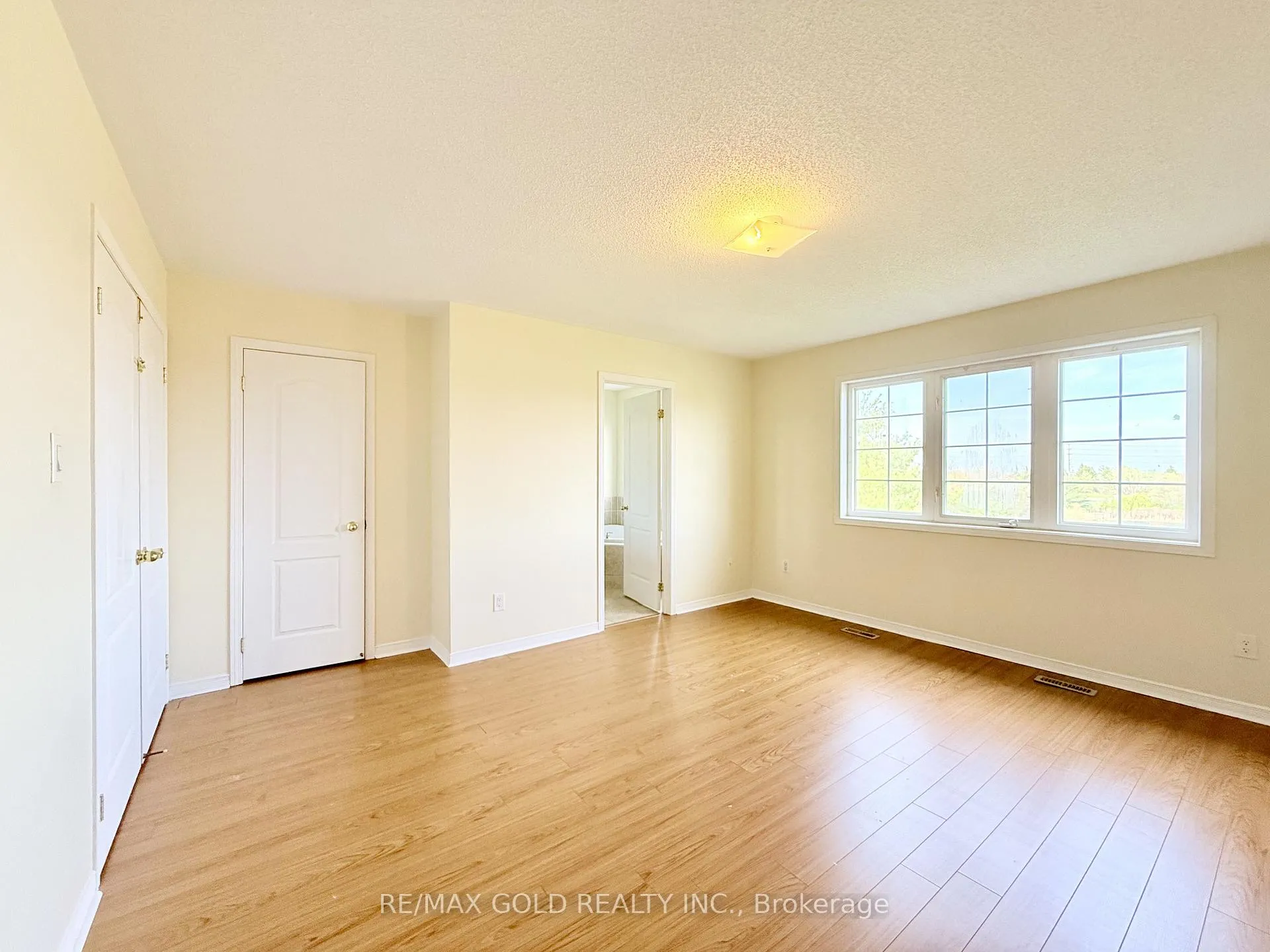 Photo 21 of 13 Bamboo Grove, Brampton, Sandringham-Wellington — HOMEH