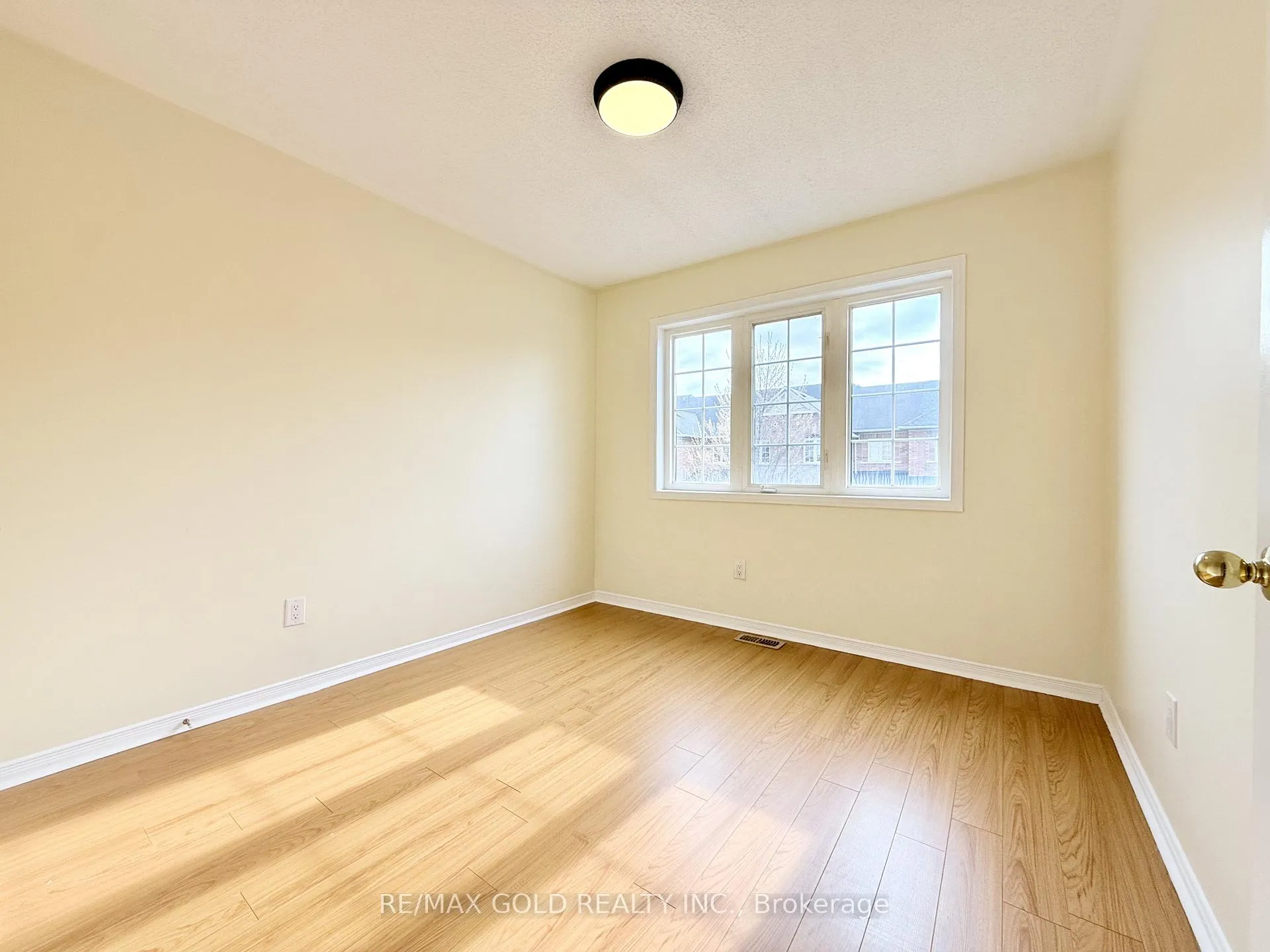 Photo 31 of 13 Bamboo Grove, Brampton, Sandringham-Wellington — HOMEH