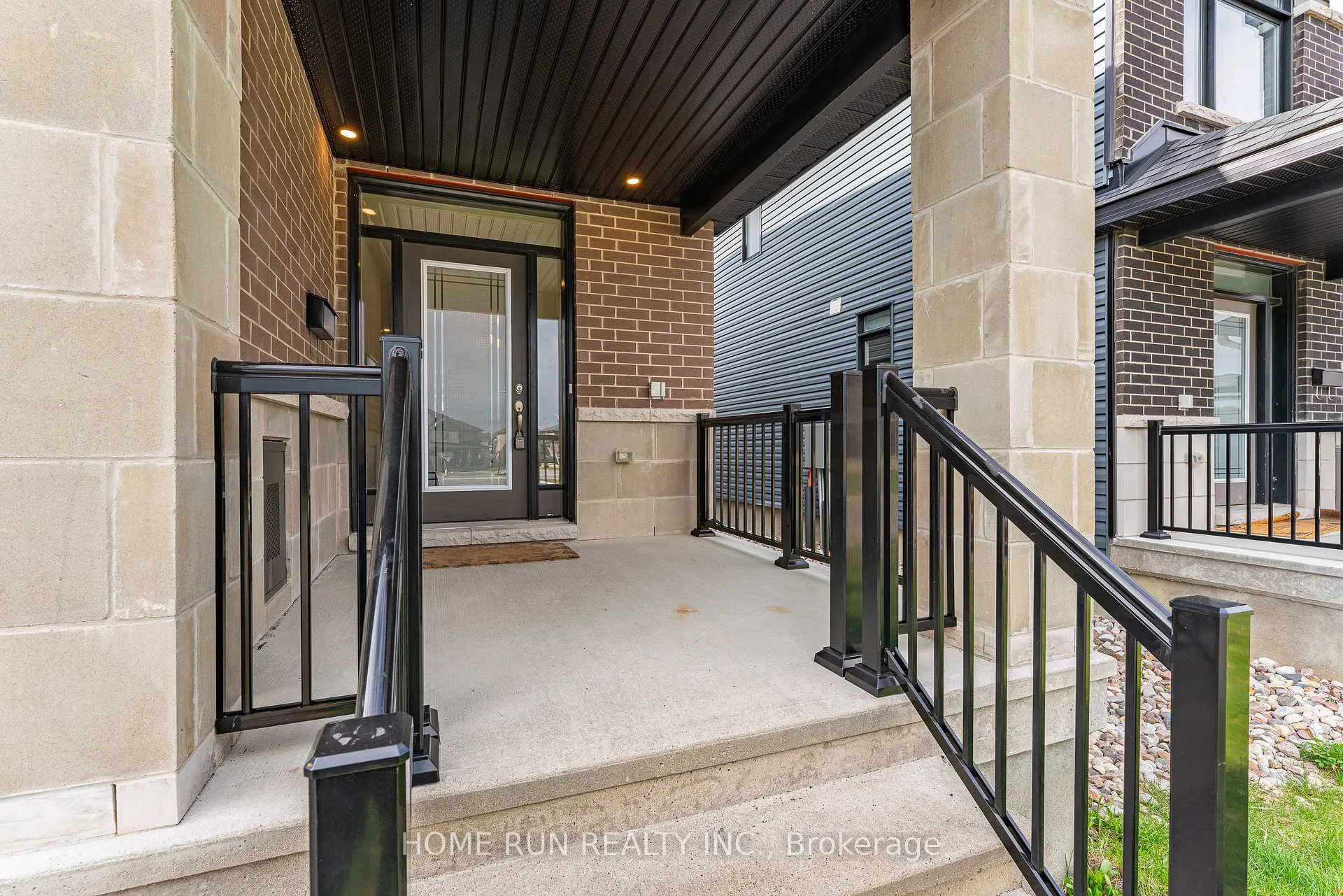 Photo 2 of 78 Nettle Crescent, Ottawa, Leitrim — HOMEH