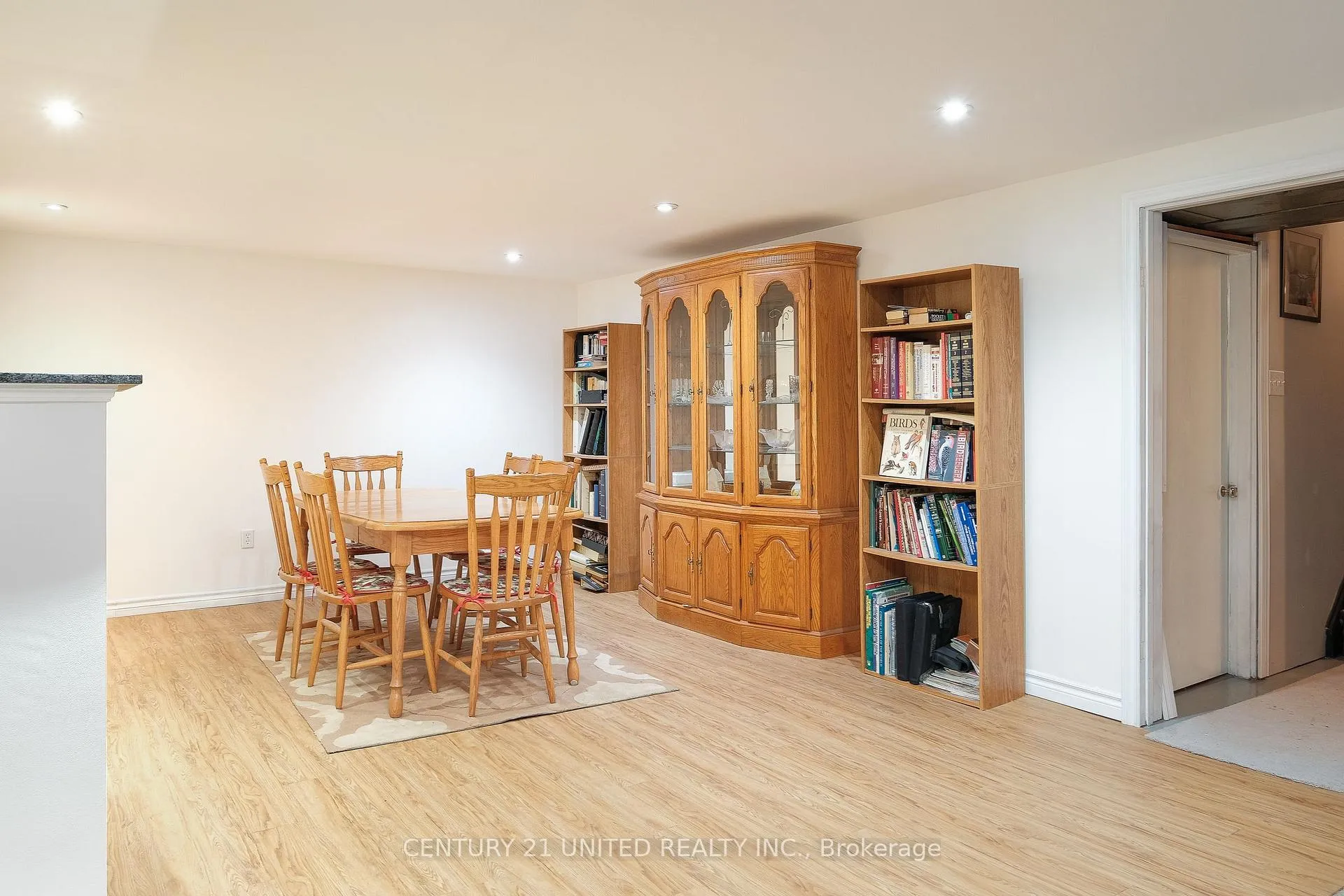 Photo 26 of 1366 Leighton Road, Peterborough, Northcrest Ward 5 — HOMEH