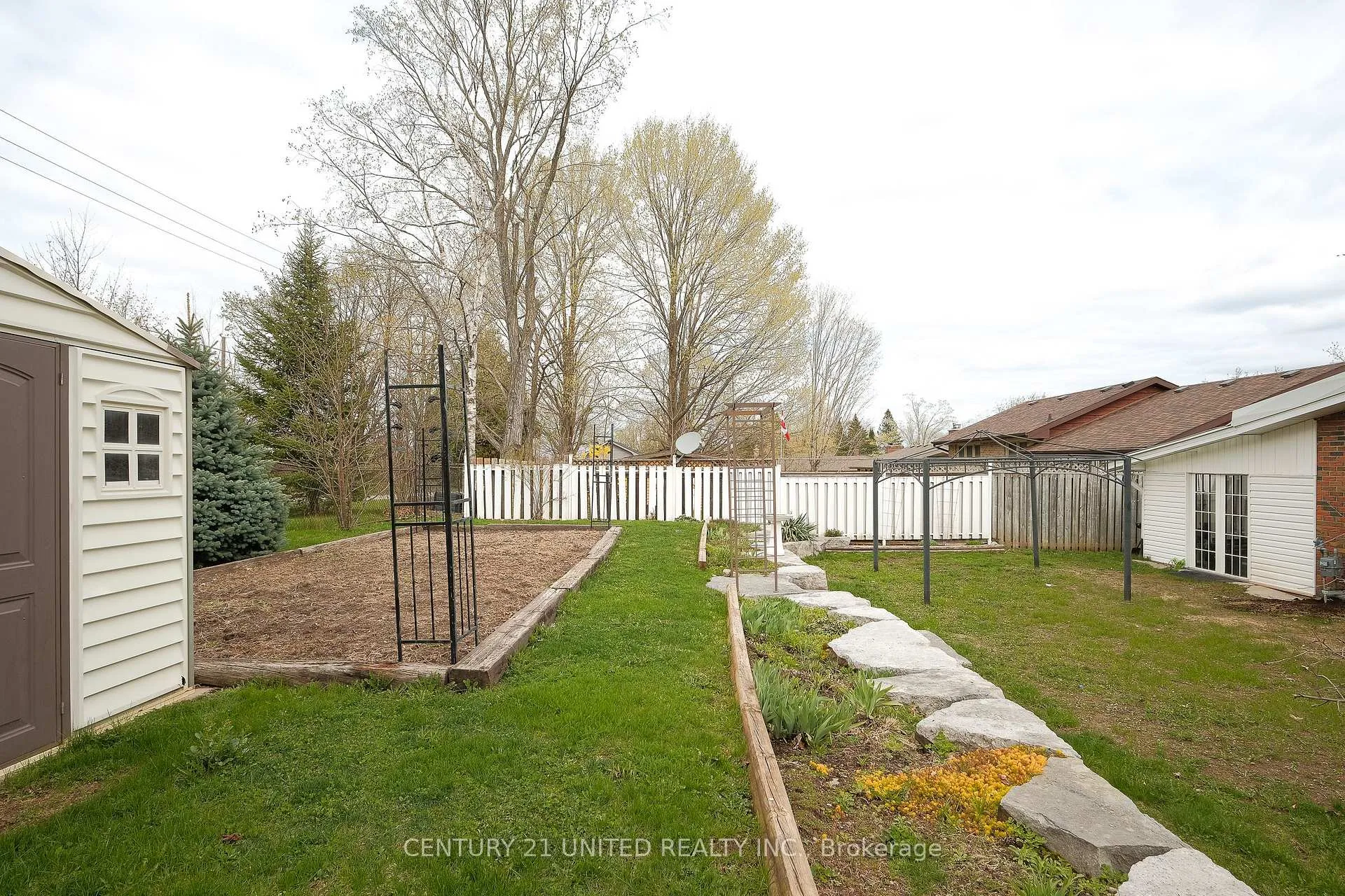 Photo 37 of 1366 Leighton Road, Peterborough, Northcrest Ward 5 — HOMEH