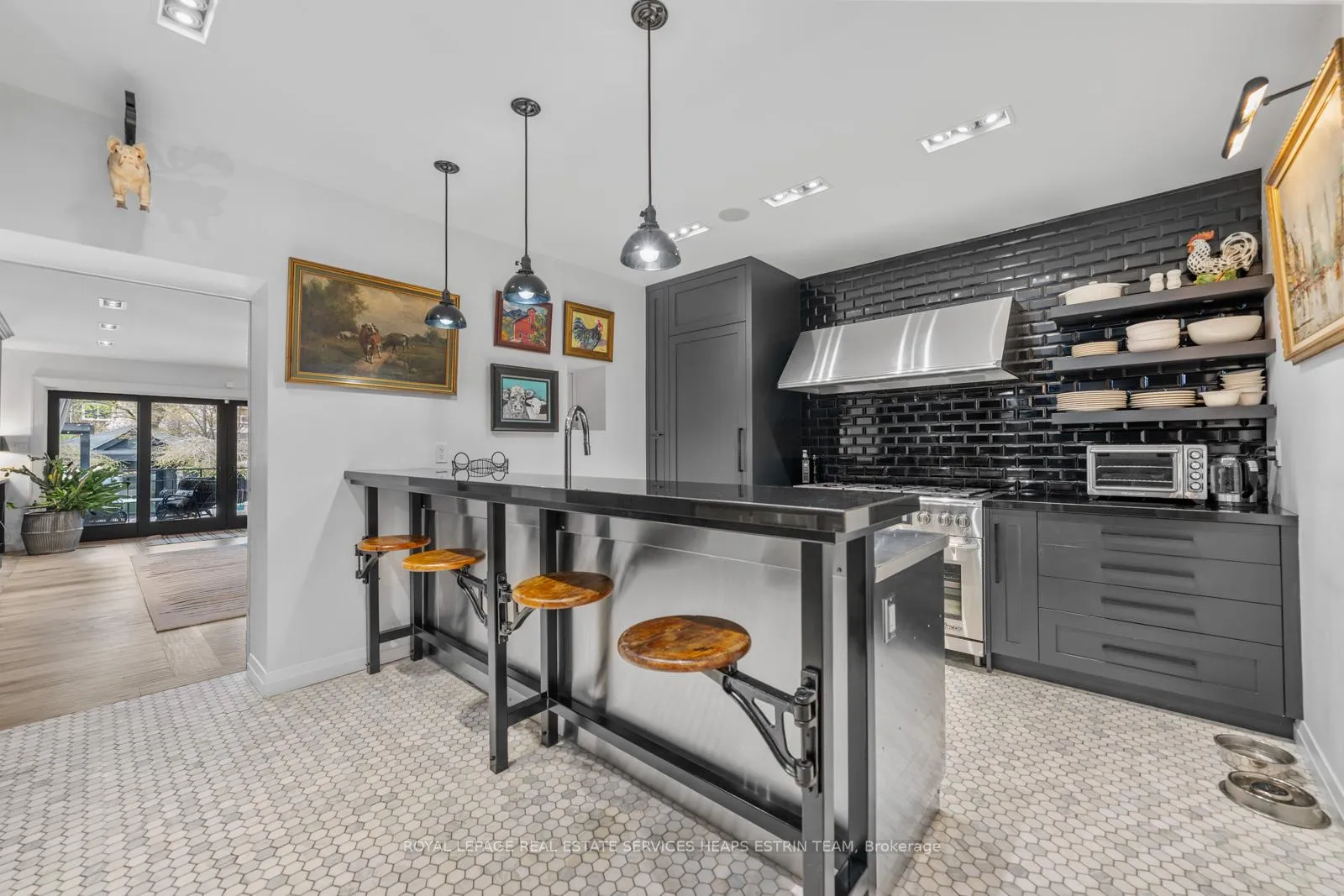 Photo 8 of 36 Millwood Road, Toronto, Mount Pleasant West — HOMEH