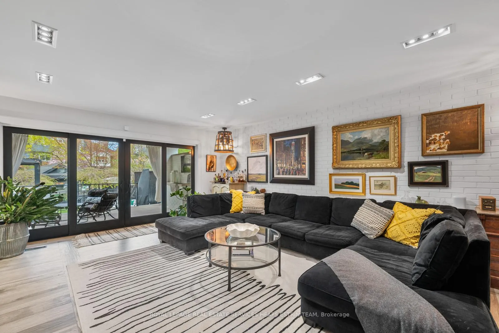 Photo 10 of 36 Millwood Road, Toronto, Mount Pleasant West — HOMEH