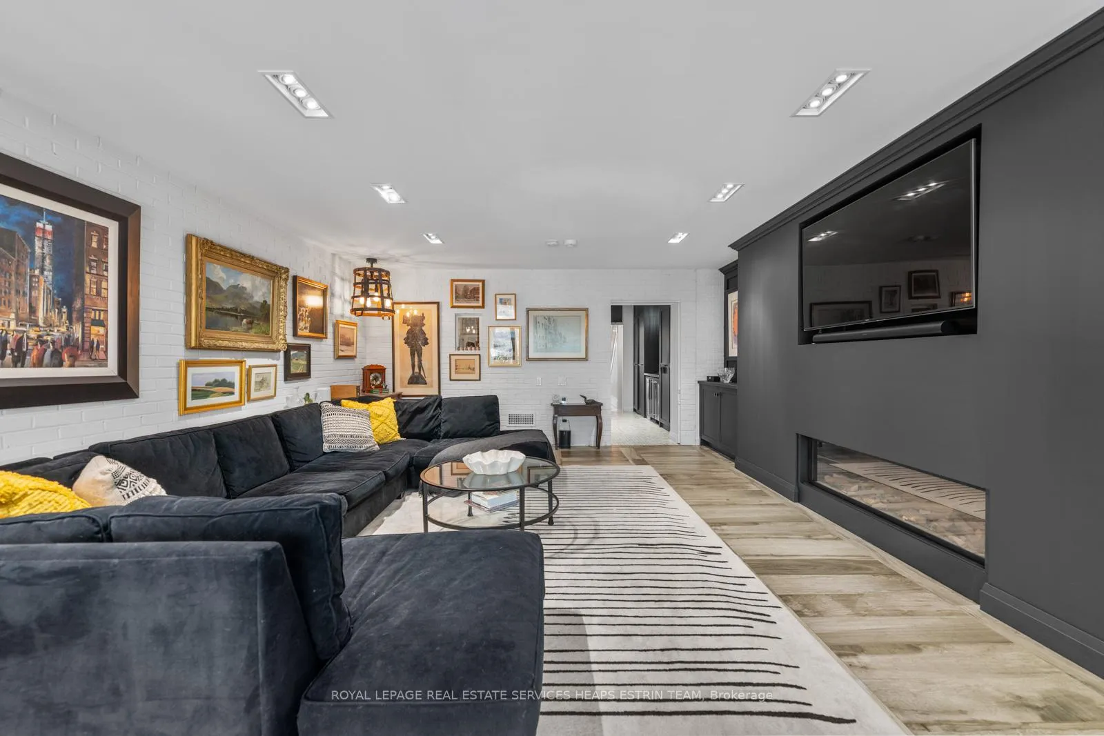 Photo 12 of 36 Millwood Road, Toronto, Mount Pleasant West — HOMEH