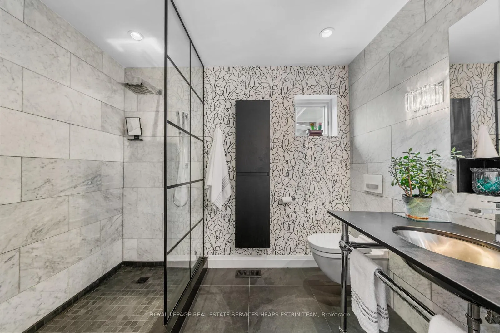 Photo 16 of 36 Millwood Road, Toronto, Mount Pleasant West — HOMEH