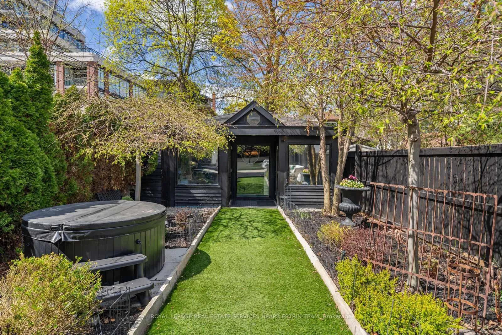 Photo 37 of 36 Millwood Road, Toronto, Mount Pleasant West — HOMEH