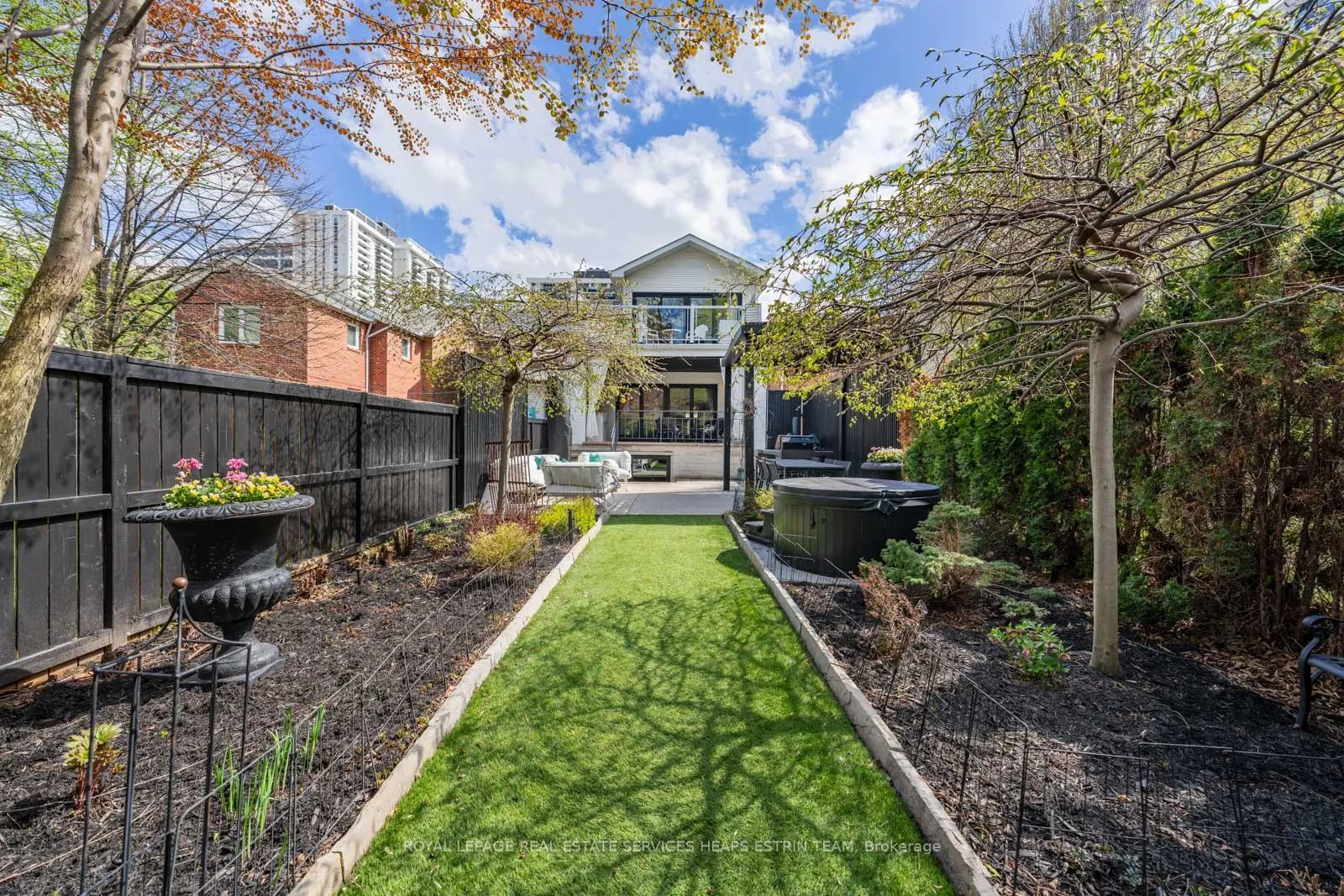 Photo 41 of 36 Millwood Road, Toronto, Mount Pleasant West — HOMEH