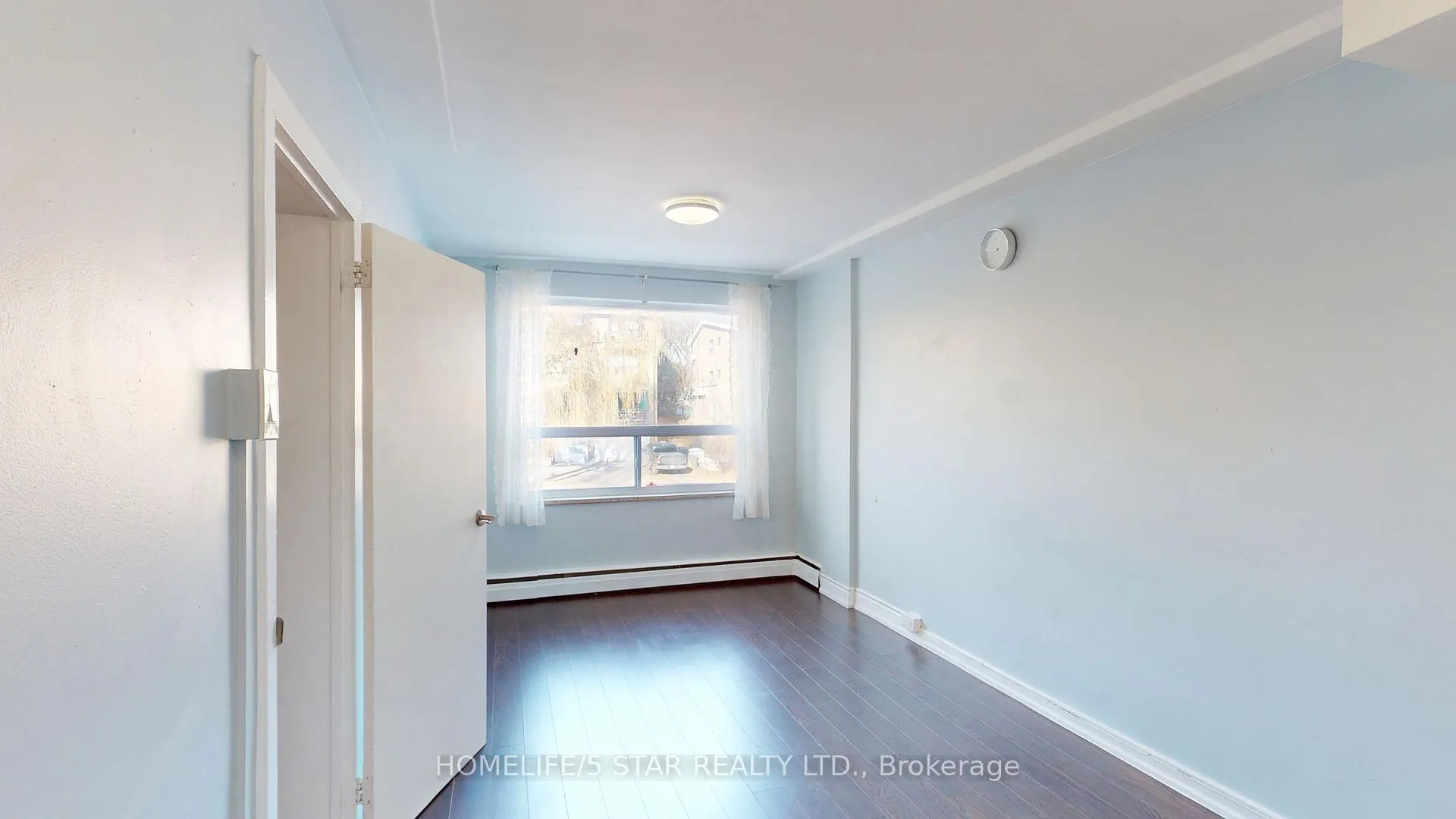 Photo 22 of Unit 6, 52 Waniska Avenue, Etobicoke, Stonegate-Queensway — HOMEH