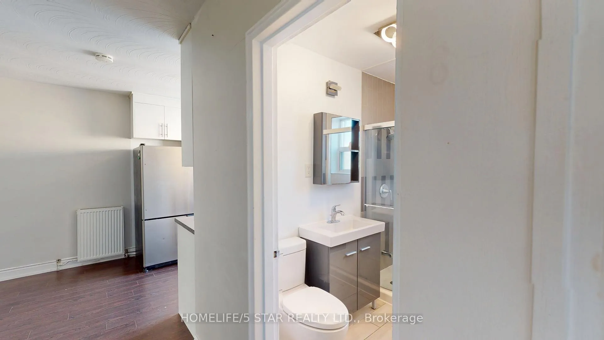 Photo 24 of Unit 6, 52 Waniska Avenue, Etobicoke, Stonegate-Queensway — HOMEH