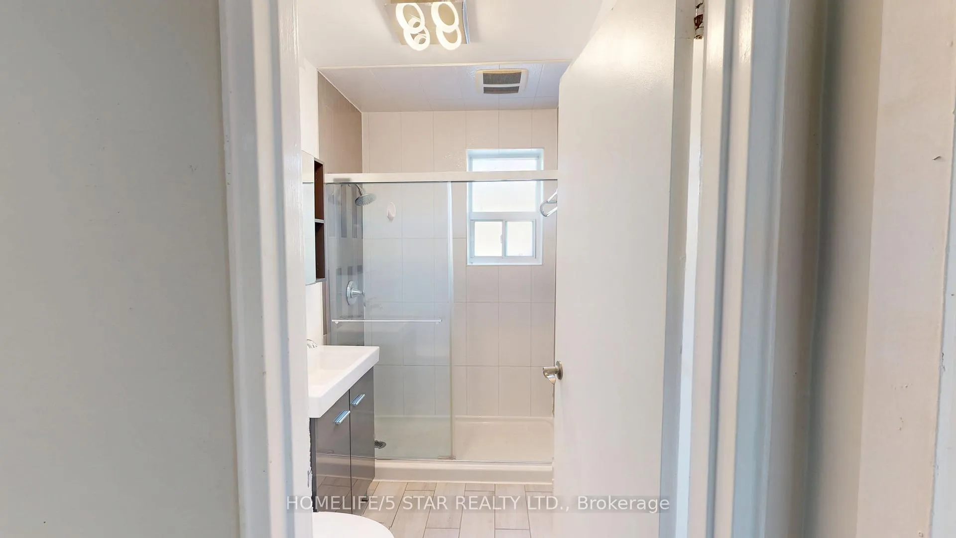 Photo 25 of Unit 6, 52 Waniska Avenue, Etobicoke, Stonegate-Queensway — HOMEH