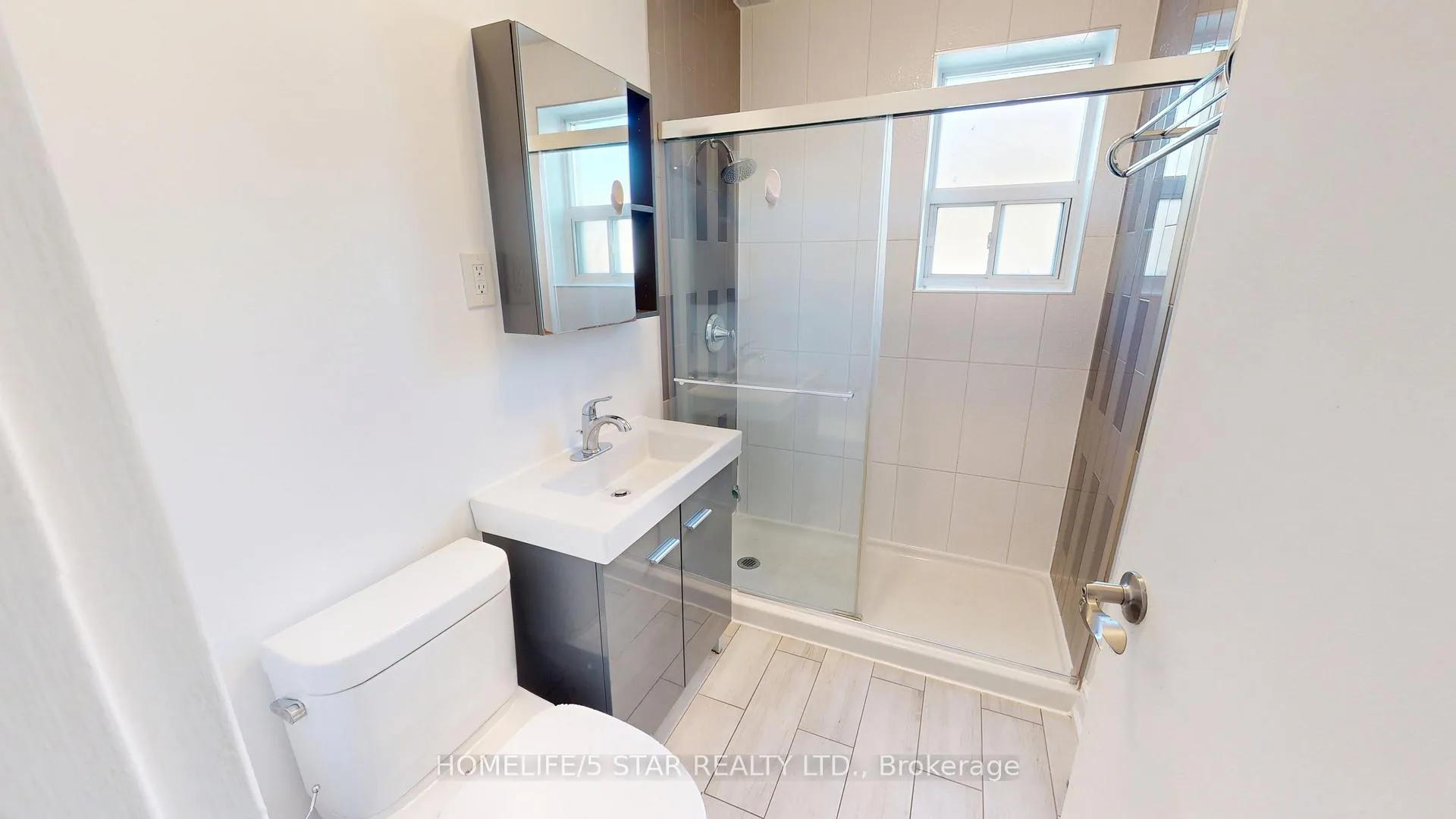 Photo 26 of Unit 6, 52 Waniska Avenue, Etobicoke, Stonegate-Queensway — HOMEH
