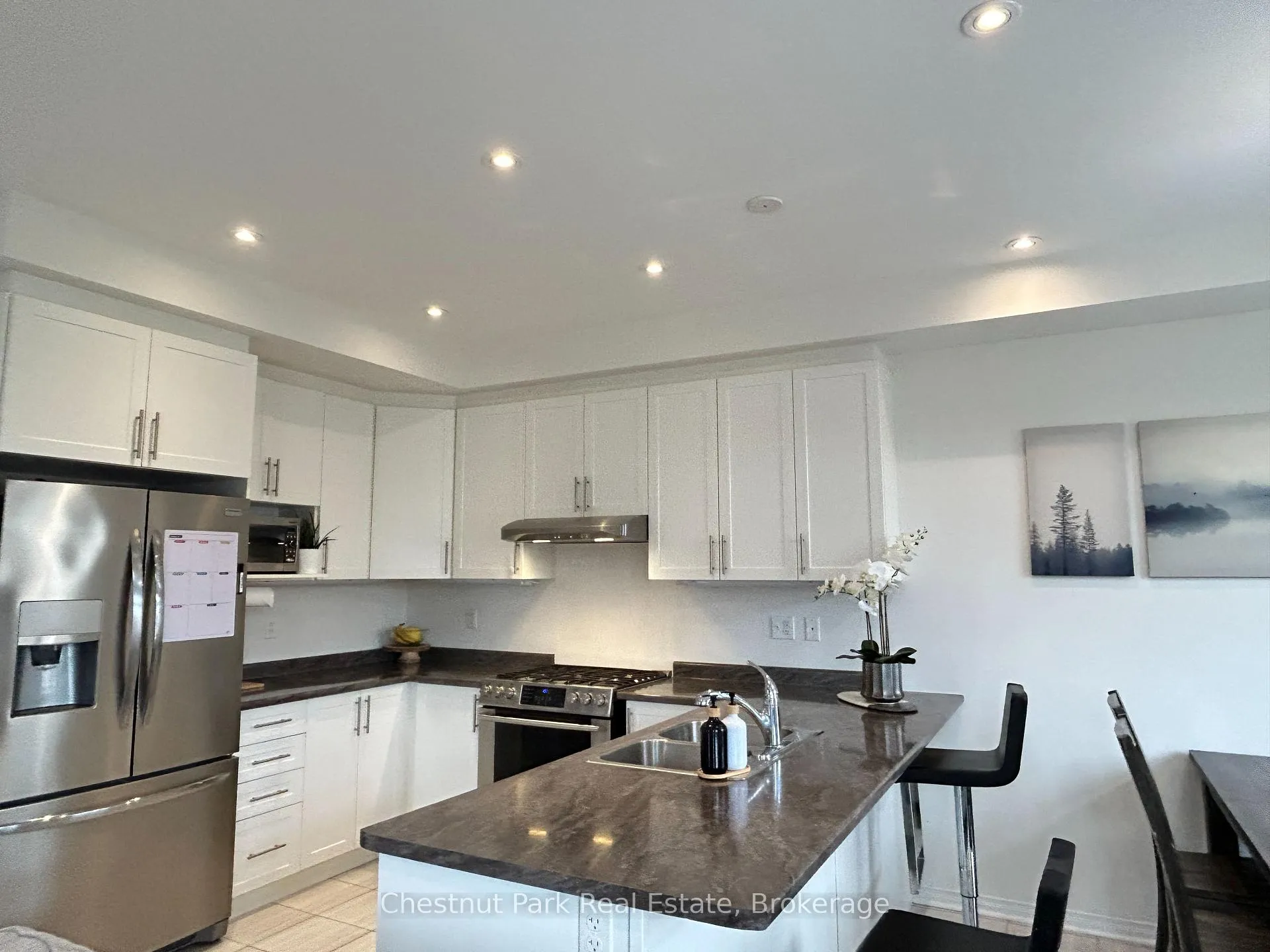 Photo 11 of 90 Tracey Lane, Collingwood — HOMEH