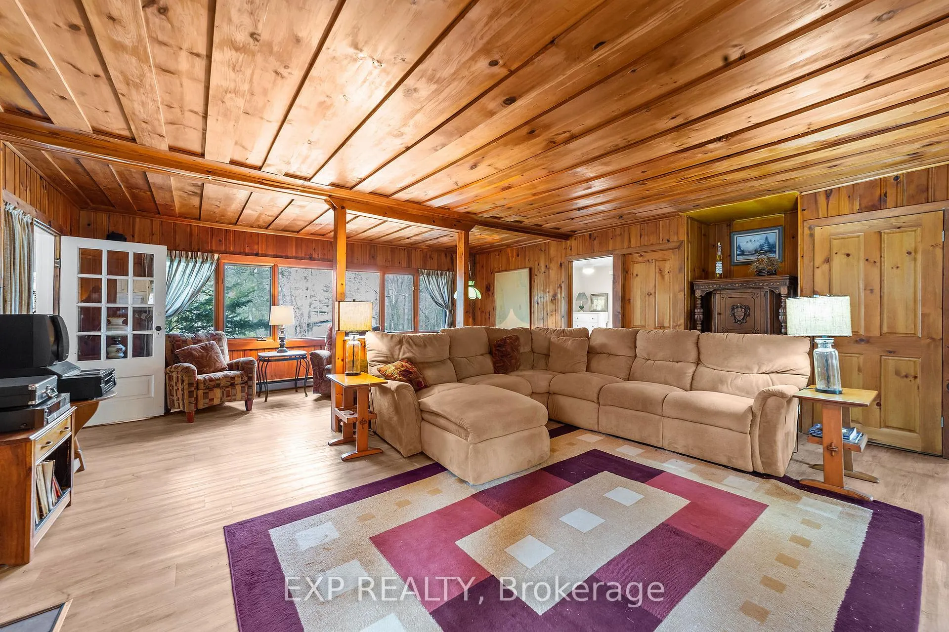 Photo 10 of 9 Summit Avenue, South Huron, Stephen — HOMEH