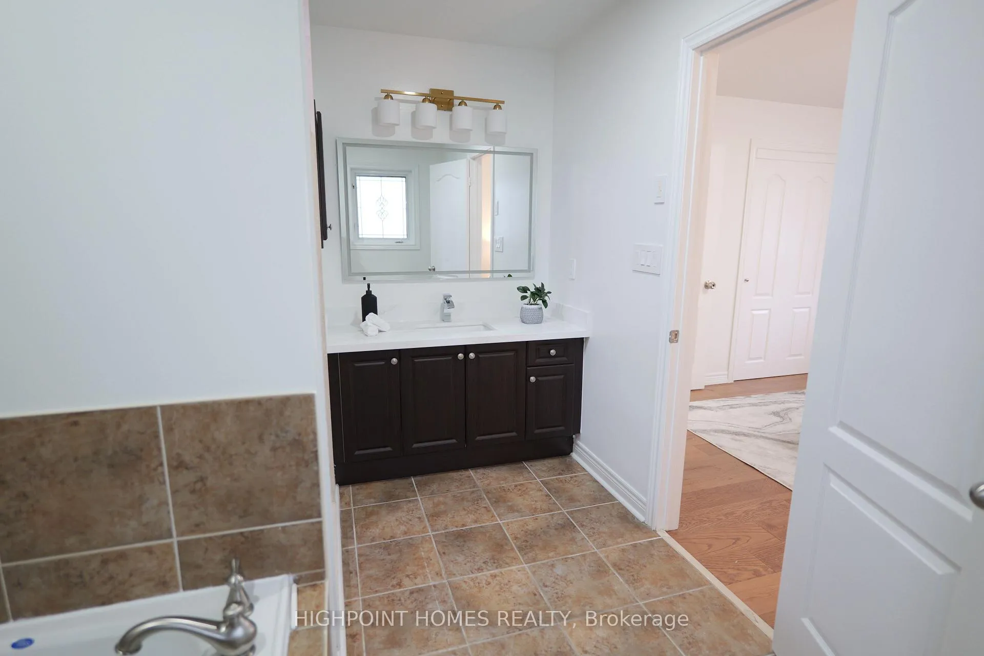 Photo 21 of 4236 Saunders Crescent, Burlington, Rose — HOMEH