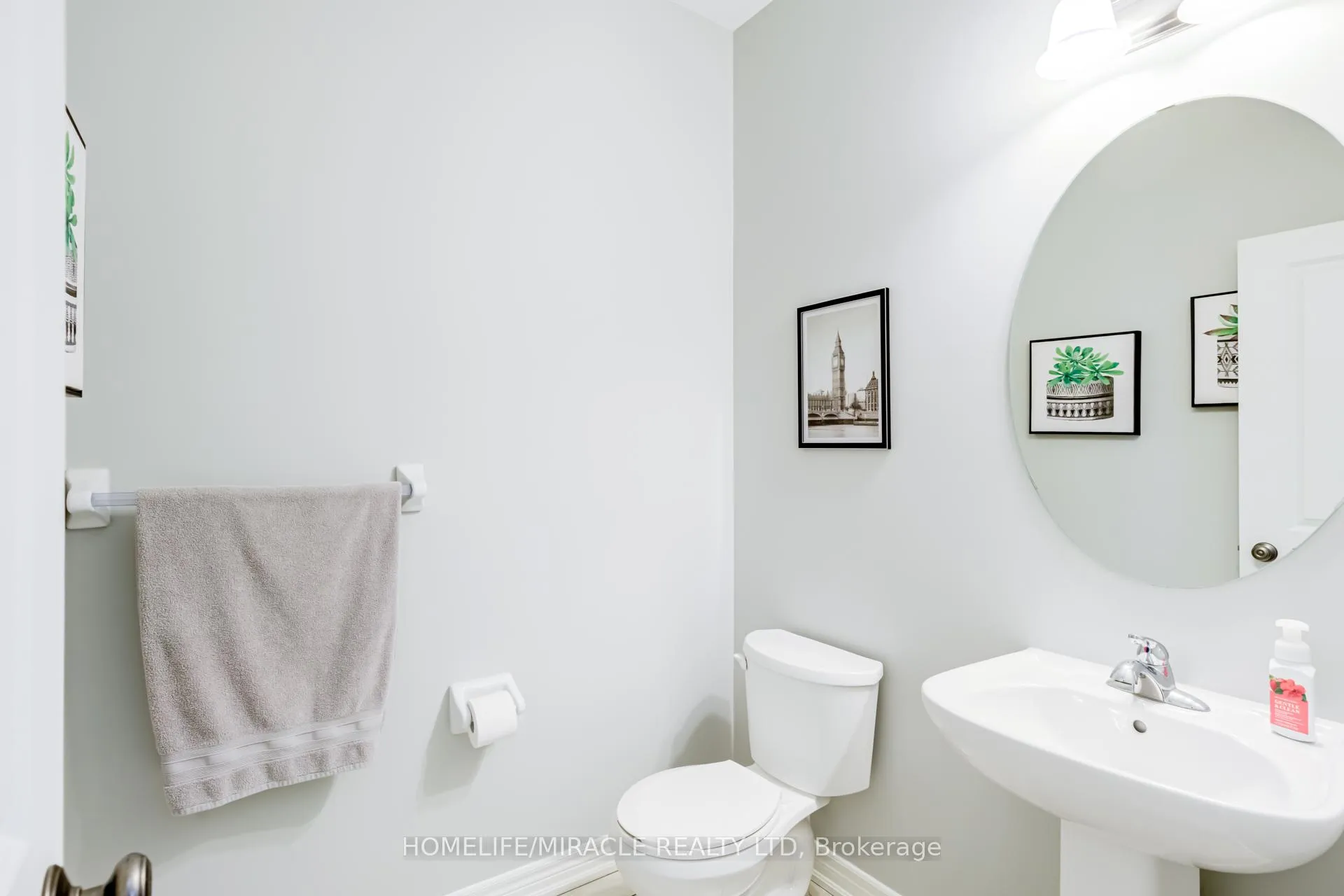 Photo 24 of 36 Hoard Avenue N, New Tecumseth, Alliston — HOMEH