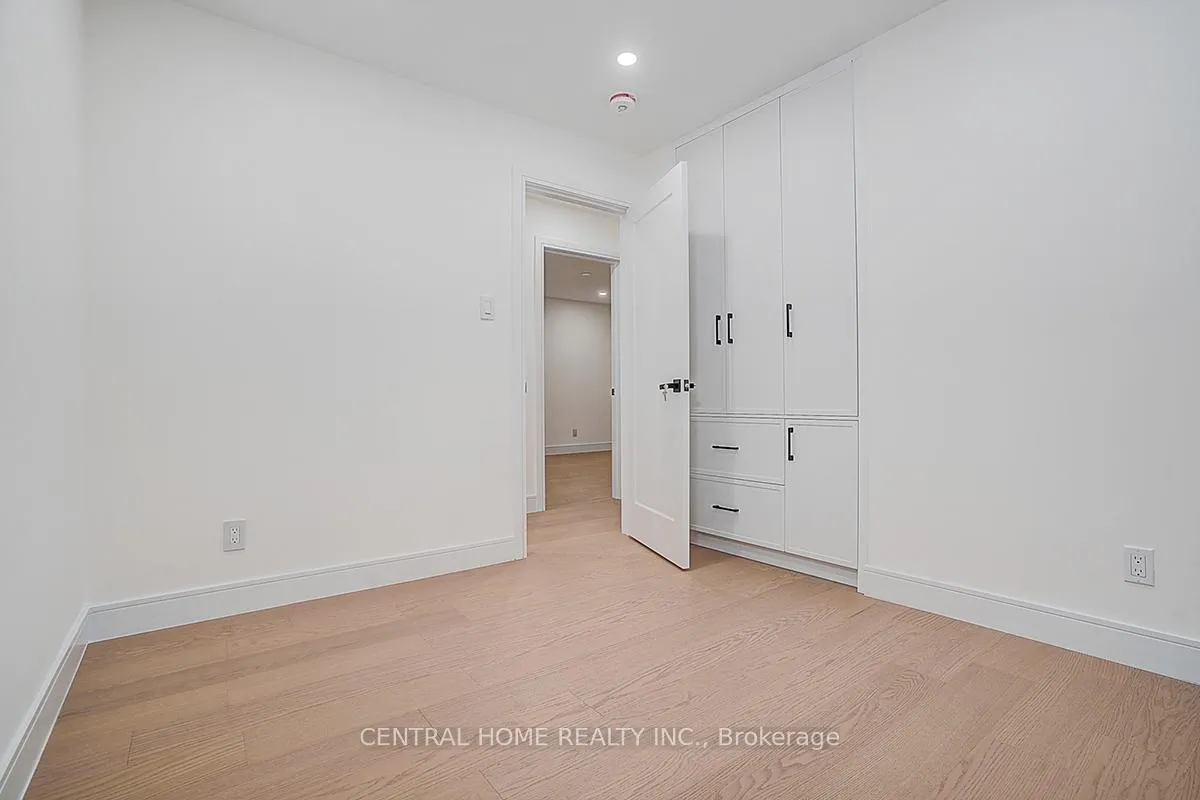 Photo 19 of Unit Main, 23 Bakerdale Road, Markham, Bullock — HOMEH