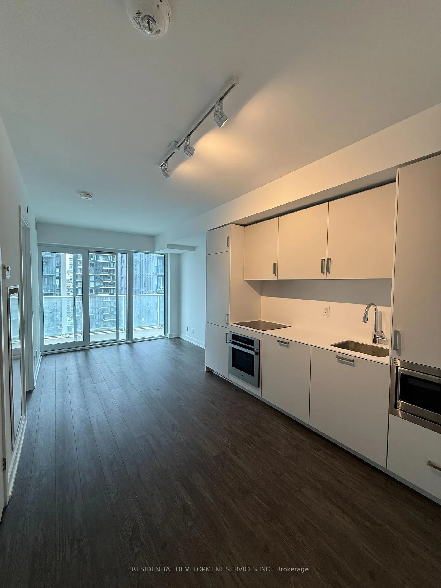 Photo 2 of Unit 1512, 88 Queen Street, Toronto, Church-Yonge Corridor — HOMEH