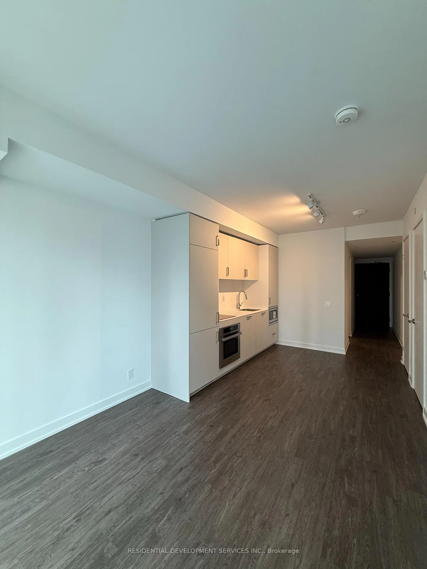 Photo 4 of Unit 1512, 88 Queen Street, Toronto, Church-Yonge Corridor — HOMEH