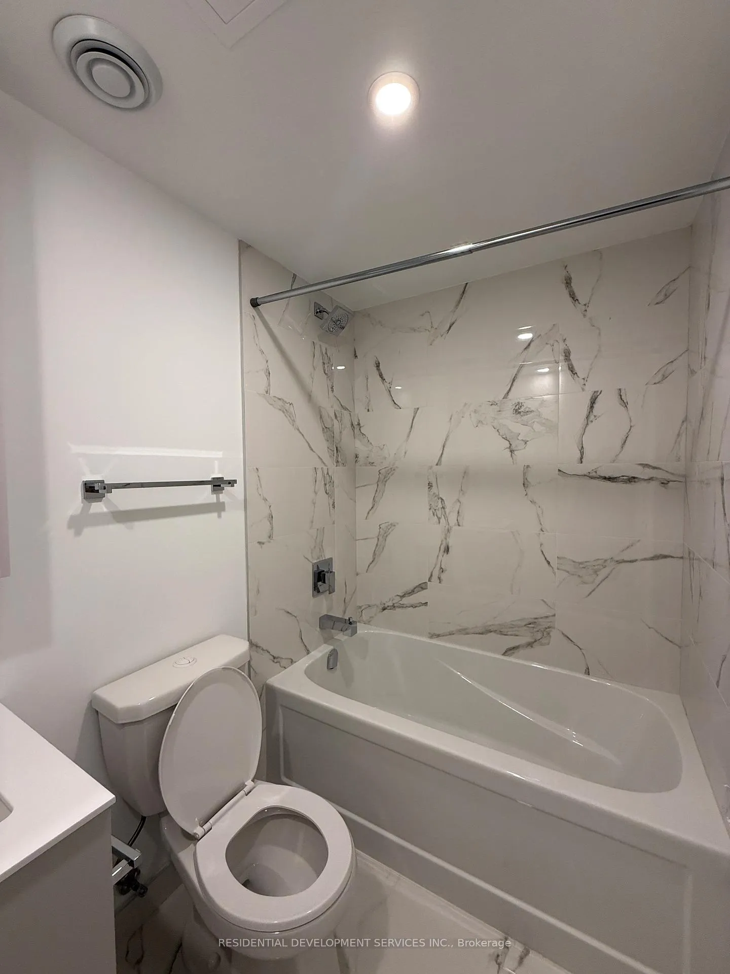Photo 9 of Unit 1512, 88 Queen Street, Toronto, Church-Yonge Corridor — HOMEH