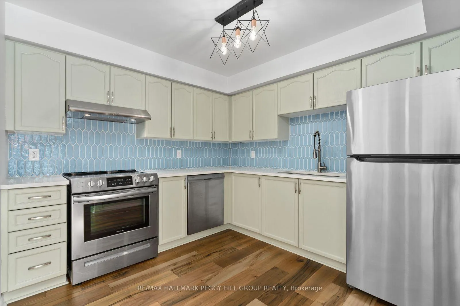 Photo 7 of Unit 307, 49 Jacobs Terrace, Barrie, Allandale — HOMEH