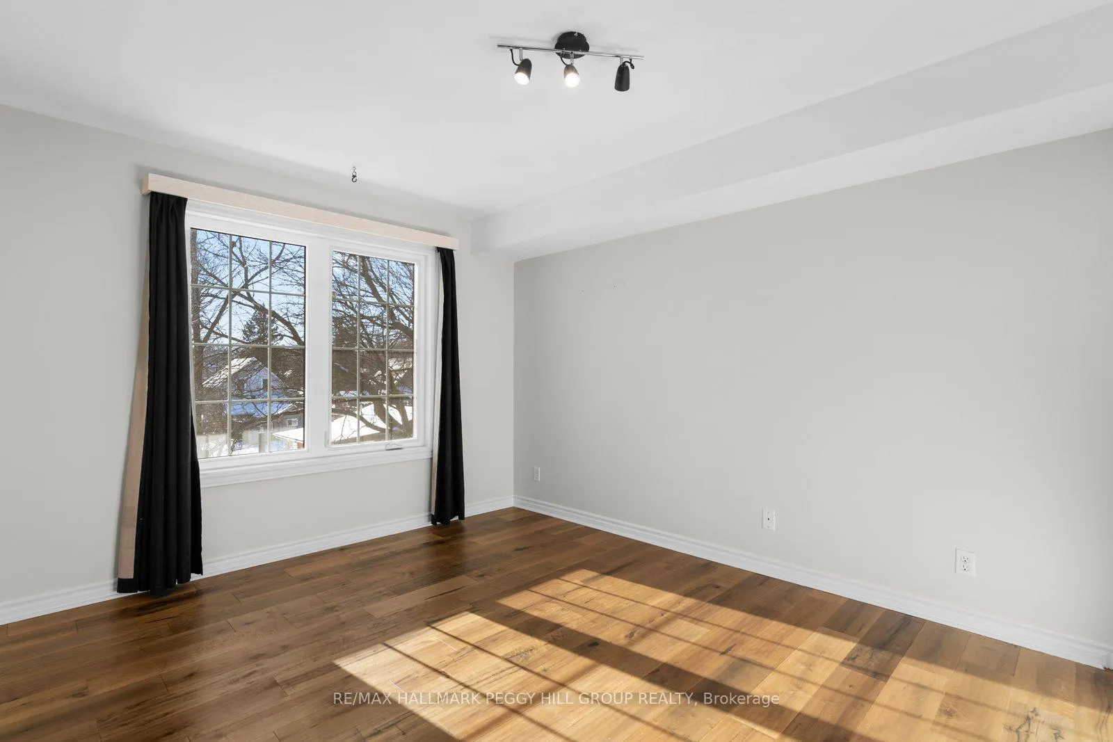 Photo 15 of Unit 307, 49 Jacobs Terrace, Barrie, Allandale — HOMEH