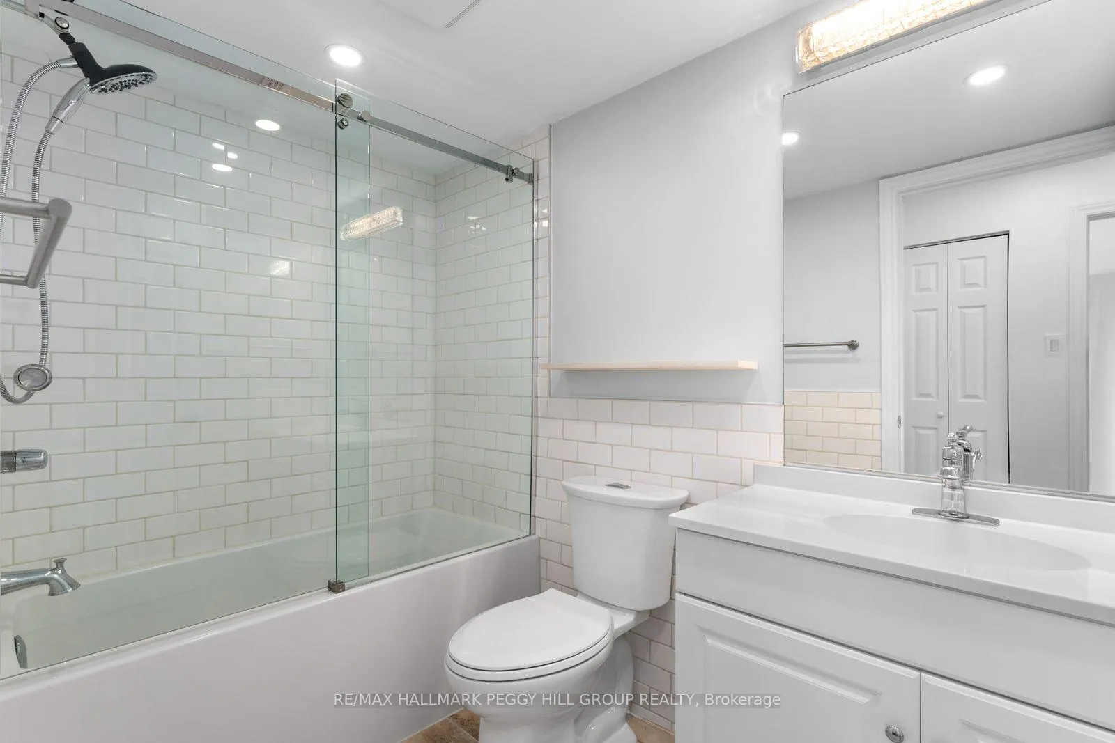 Photo 16 of Unit 307, 49 Jacobs Terrace, Barrie, Allandale — HOMEH