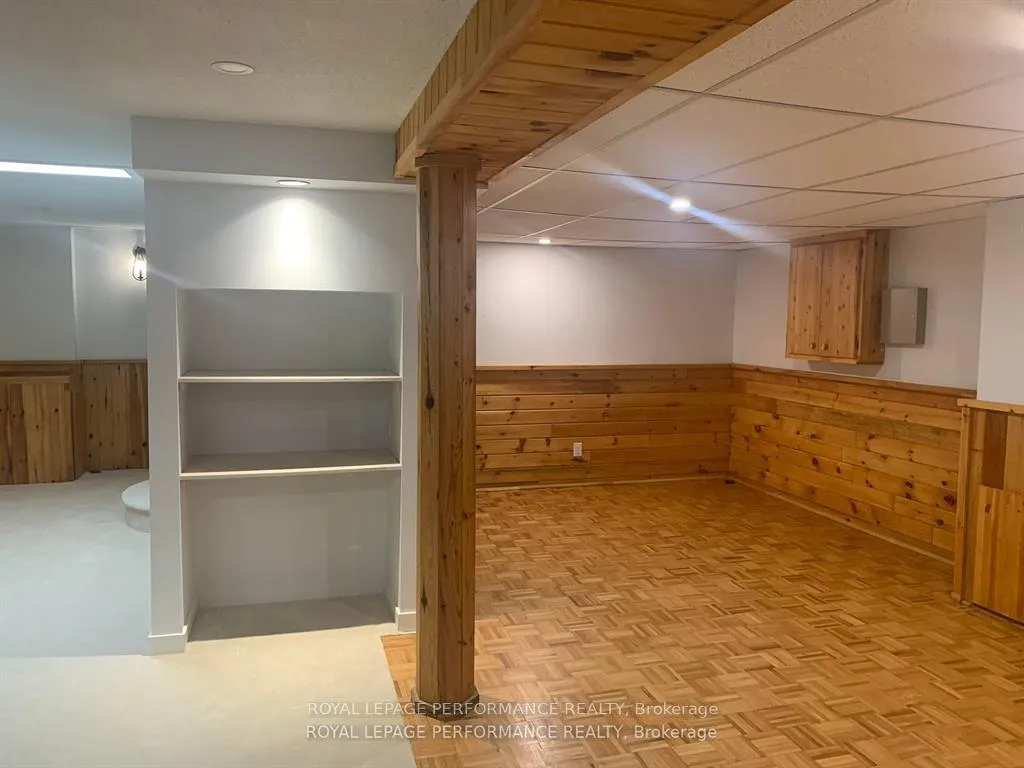 Photo 6 of 6136 Voyageur Drive, Ottawa, Convent Glen — HOMEH