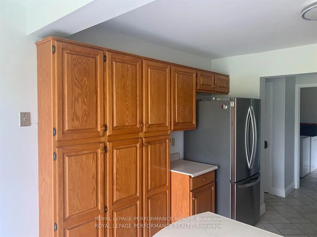 Photo 15 of 6136 Voyageur Drive, Ottawa, Convent Glen — HOMEH