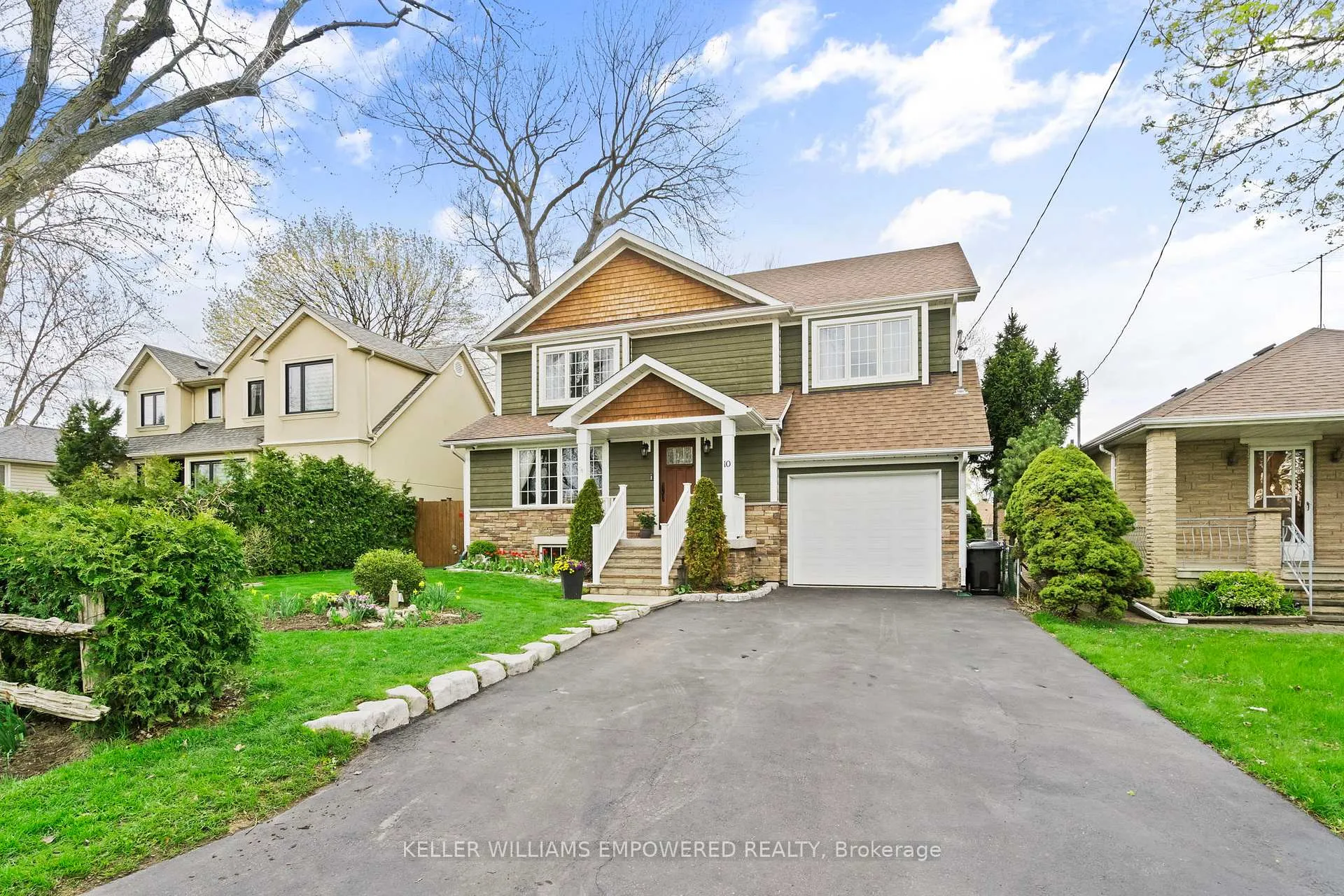 Photo 1 of 10 Athol Avenue, Etobicoke, Stonegate-Queensway — HOMEH