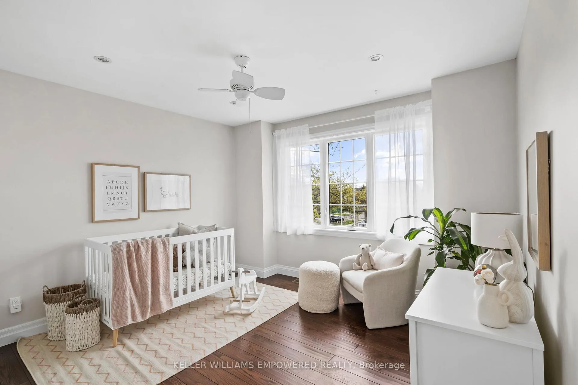 Photo 21 of 10 Athol Avenue, Etobicoke, Stonegate-Queensway — HOMEH