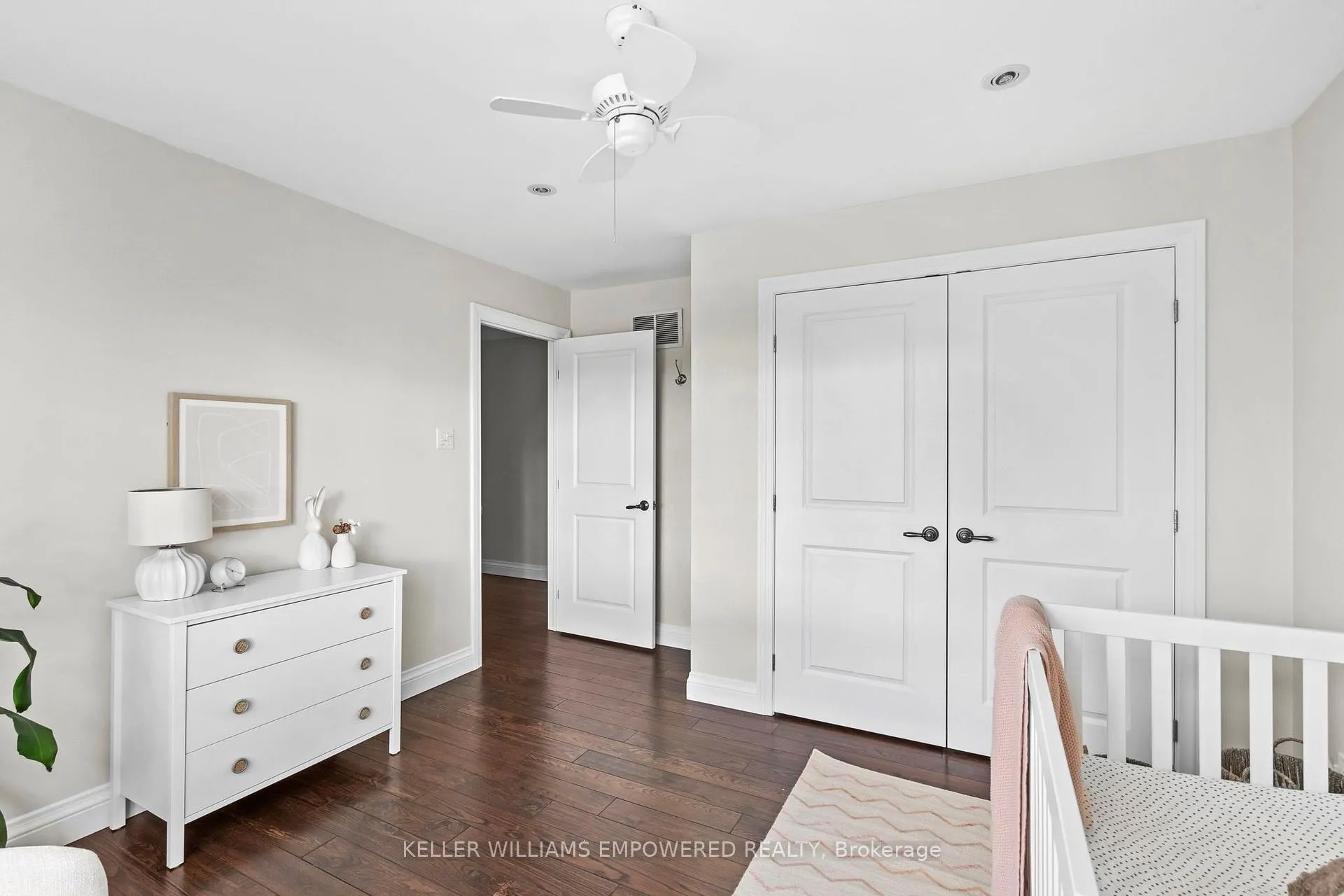 Photo 23 of 10 Athol Avenue, Etobicoke, Stonegate-Queensway — HOMEH