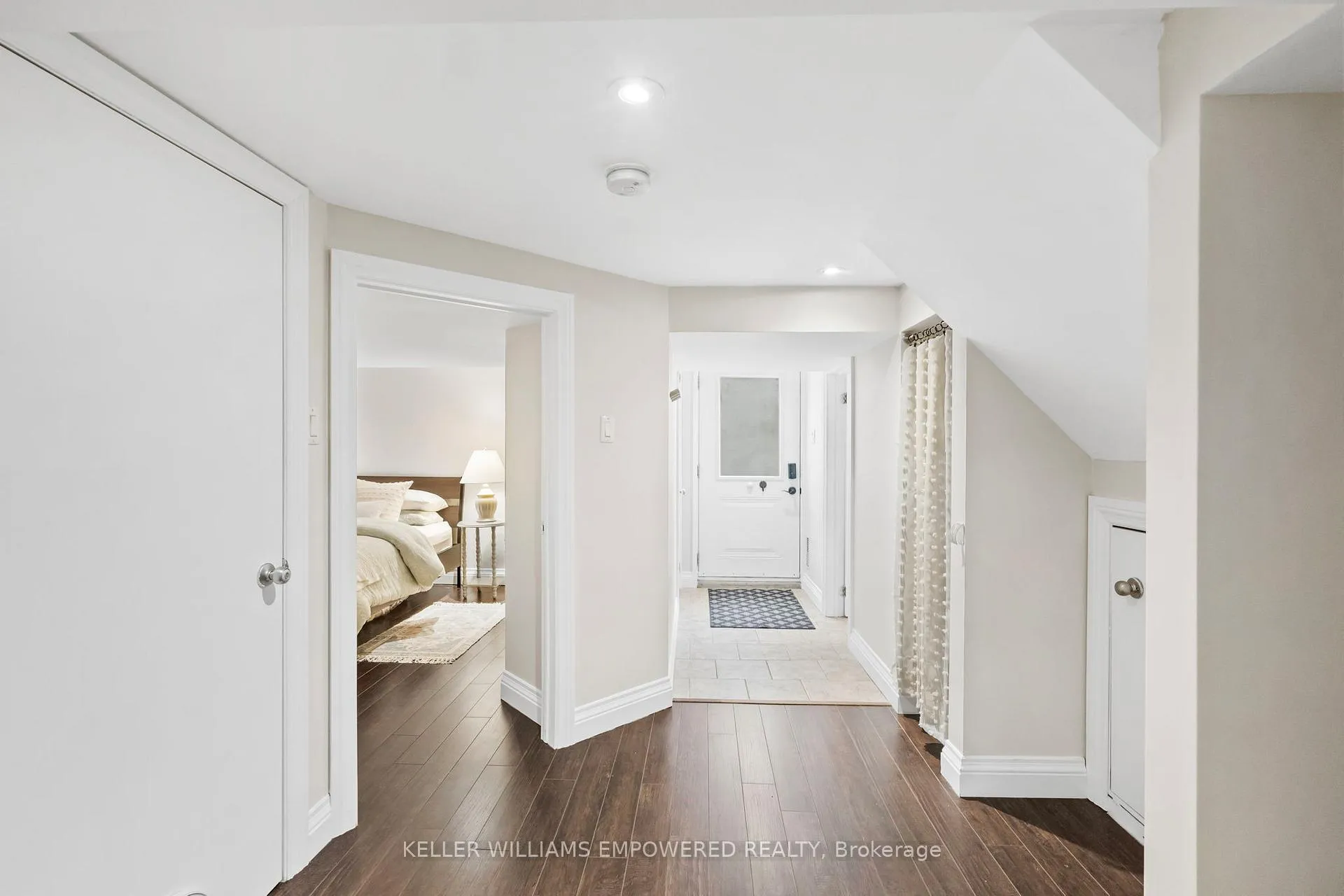 Photo 31 of 10 Athol Avenue, Etobicoke, Stonegate-Queensway — HOMEH