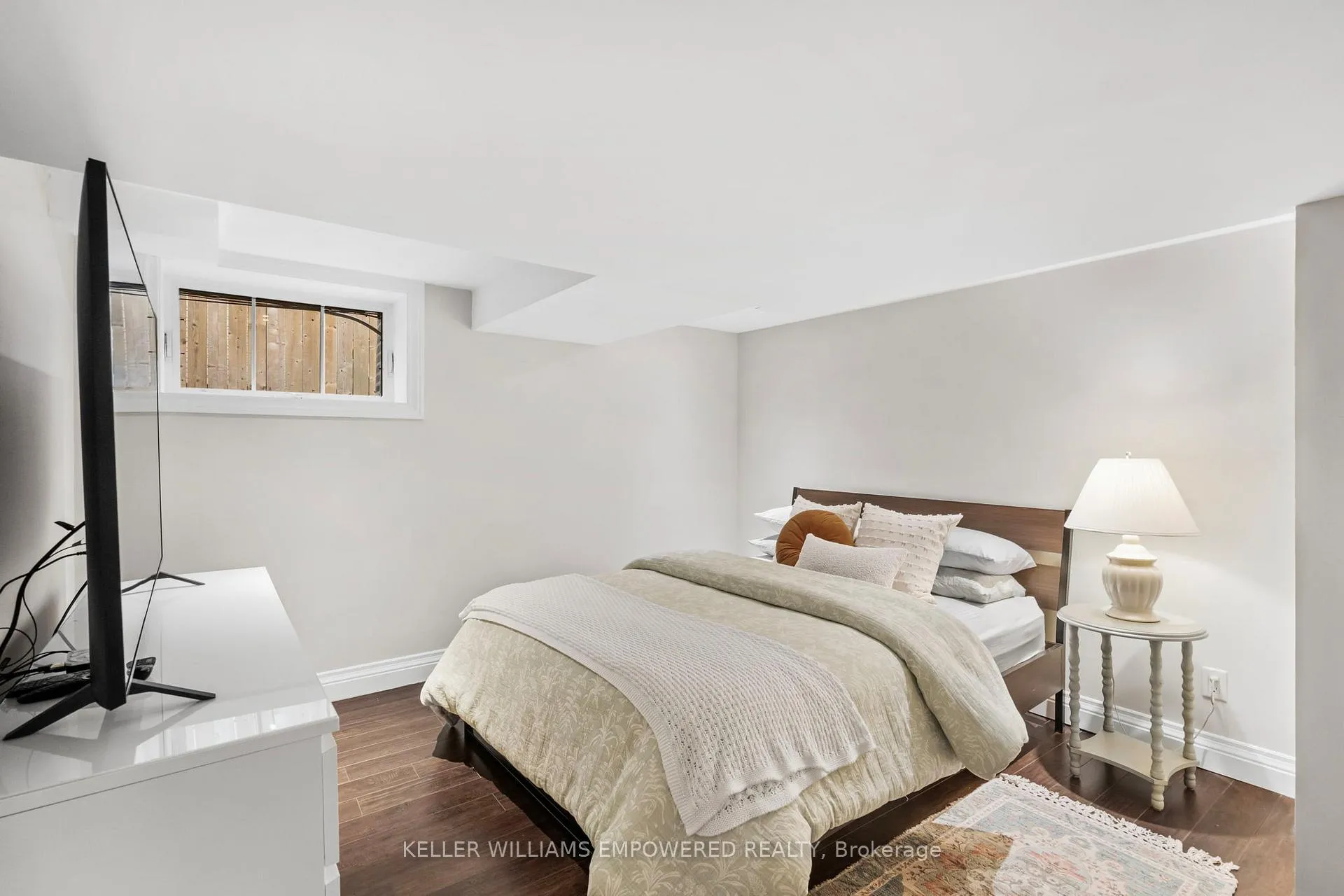 Photo 35 of 10 Athol Avenue, Etobicoke, Stonegate-Queensway — HOMEH