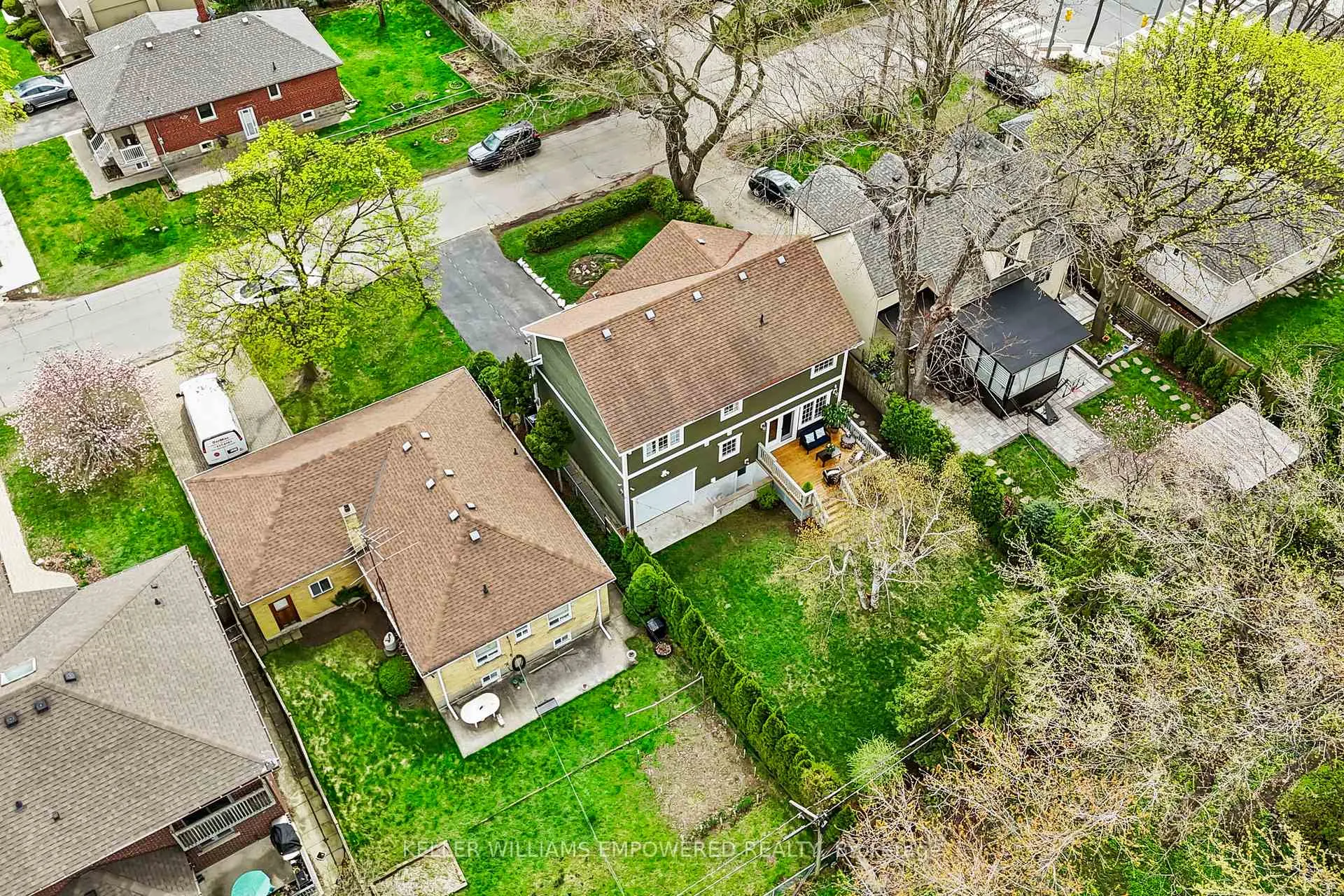 Photo 45 of 10 Athol Avenue, Etobicoke, Stonegate-Queensway — HOMEH