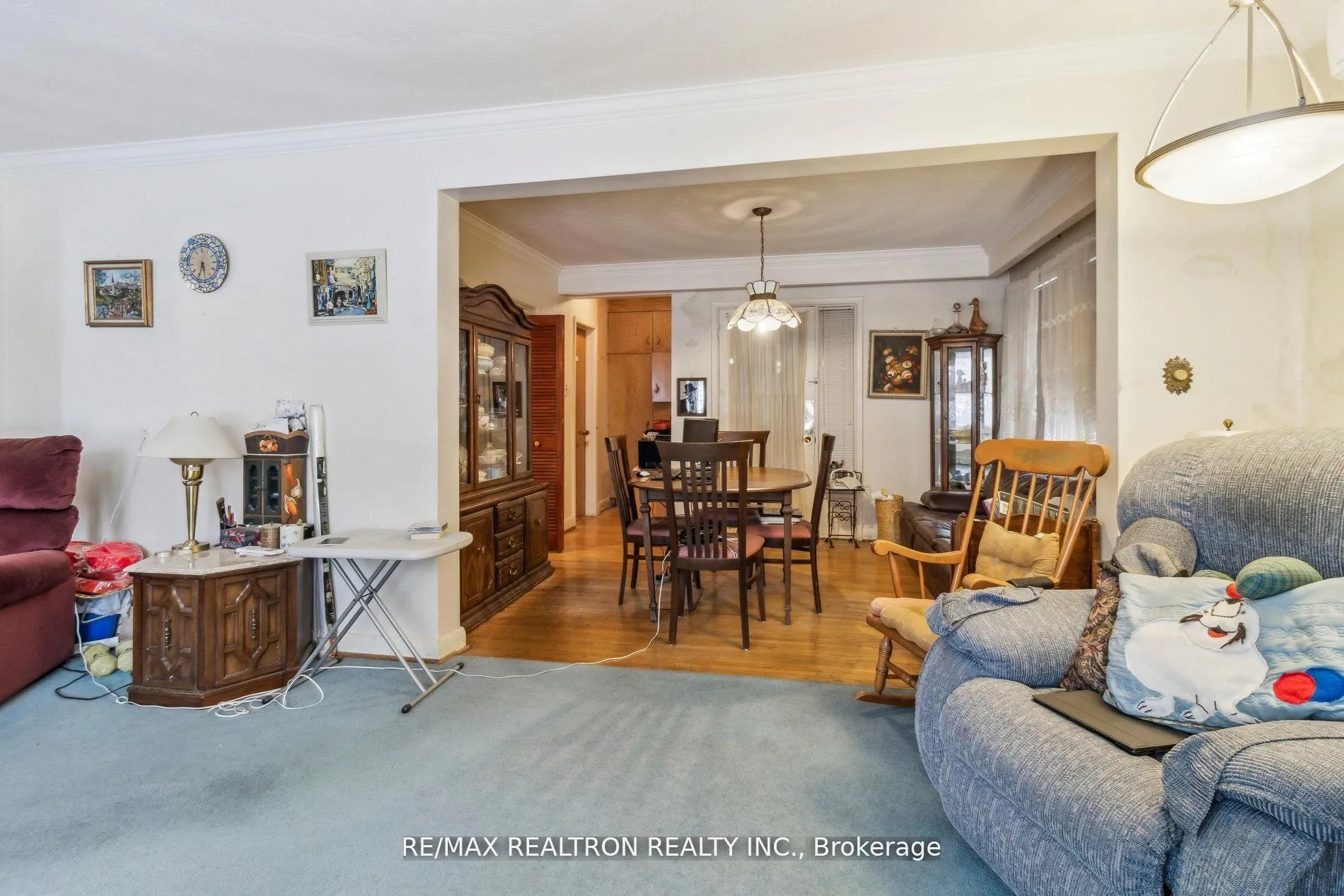 Photo 16 of 139 Yorkview Drive, North York, Willowdale West — HOMEH