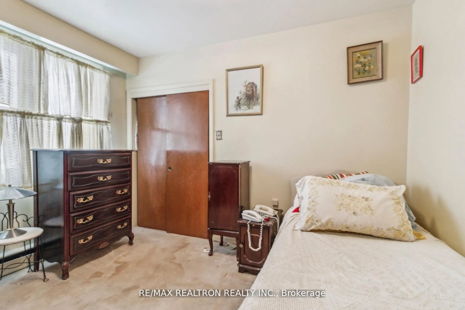 Photo 23 of 139 Yorkview Drive, North York, Willowdale West — HOMEH